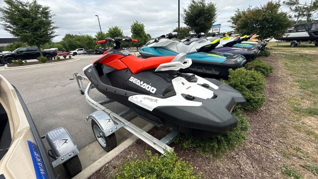 2025 Sea-Doo SPARK 3-UP 900 ACE 90 TRIXX - 3