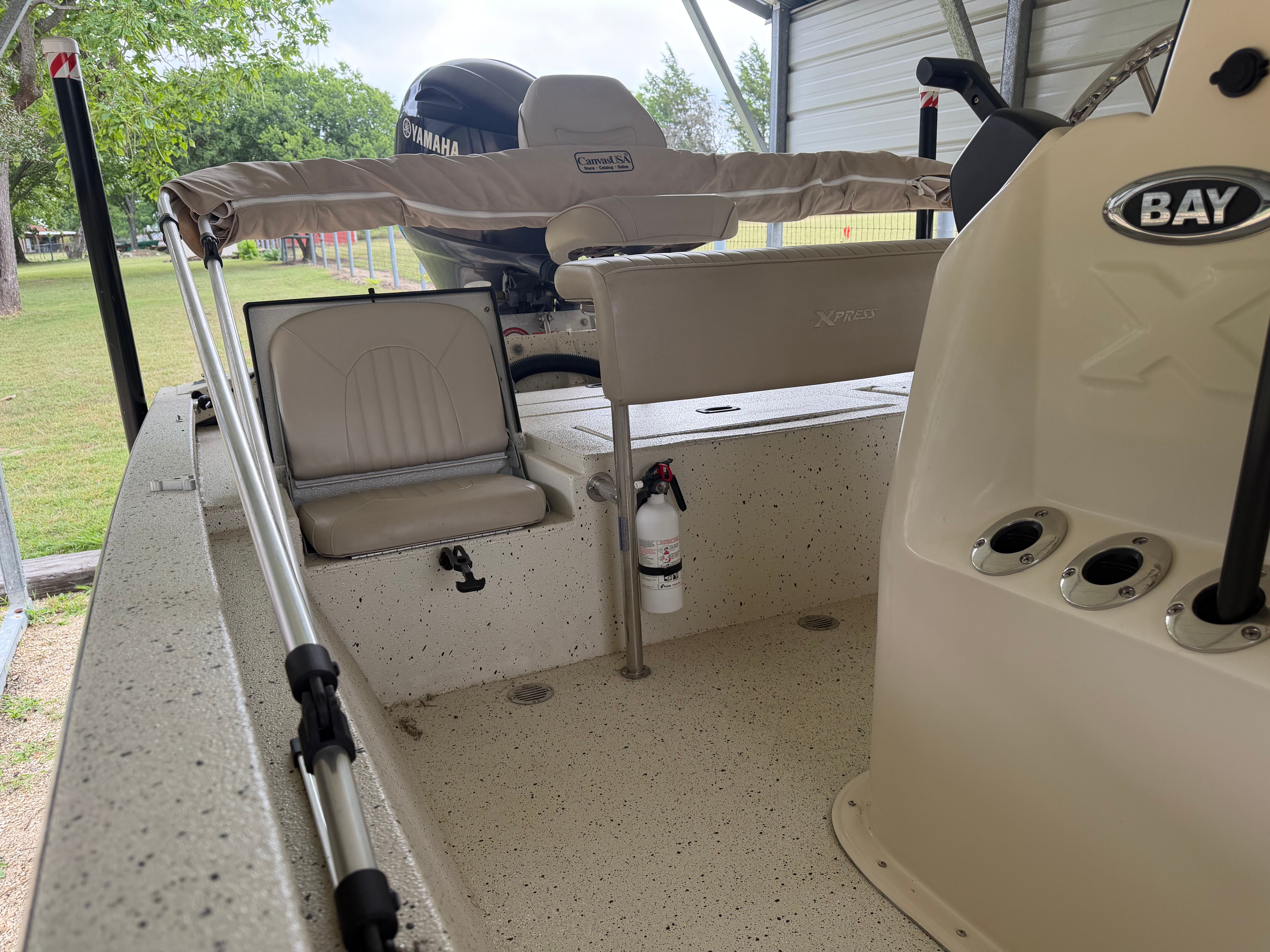 2017 Xpress H20B Bay - 25