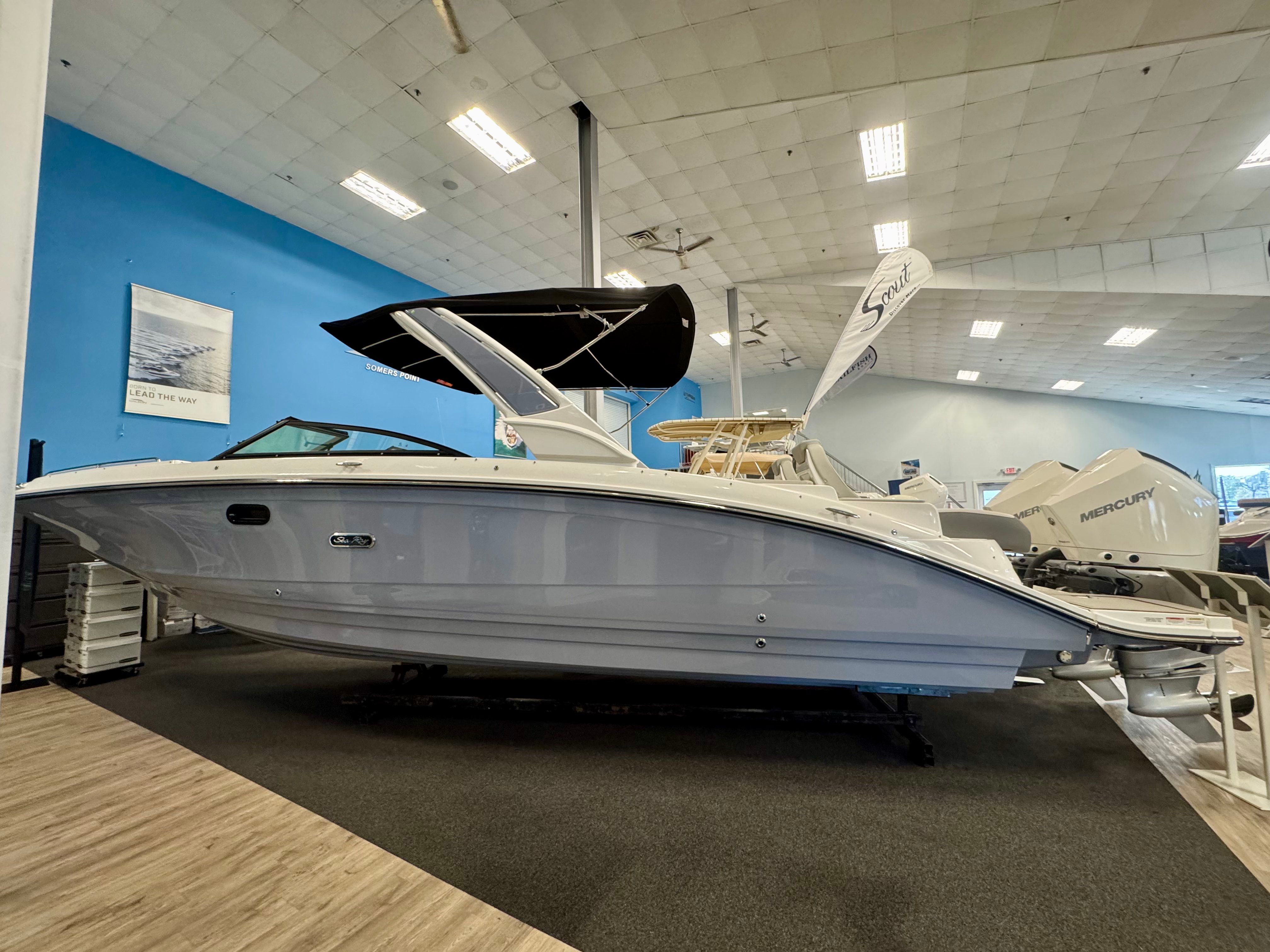 2026 Sea Ray SDX 290 Outboard