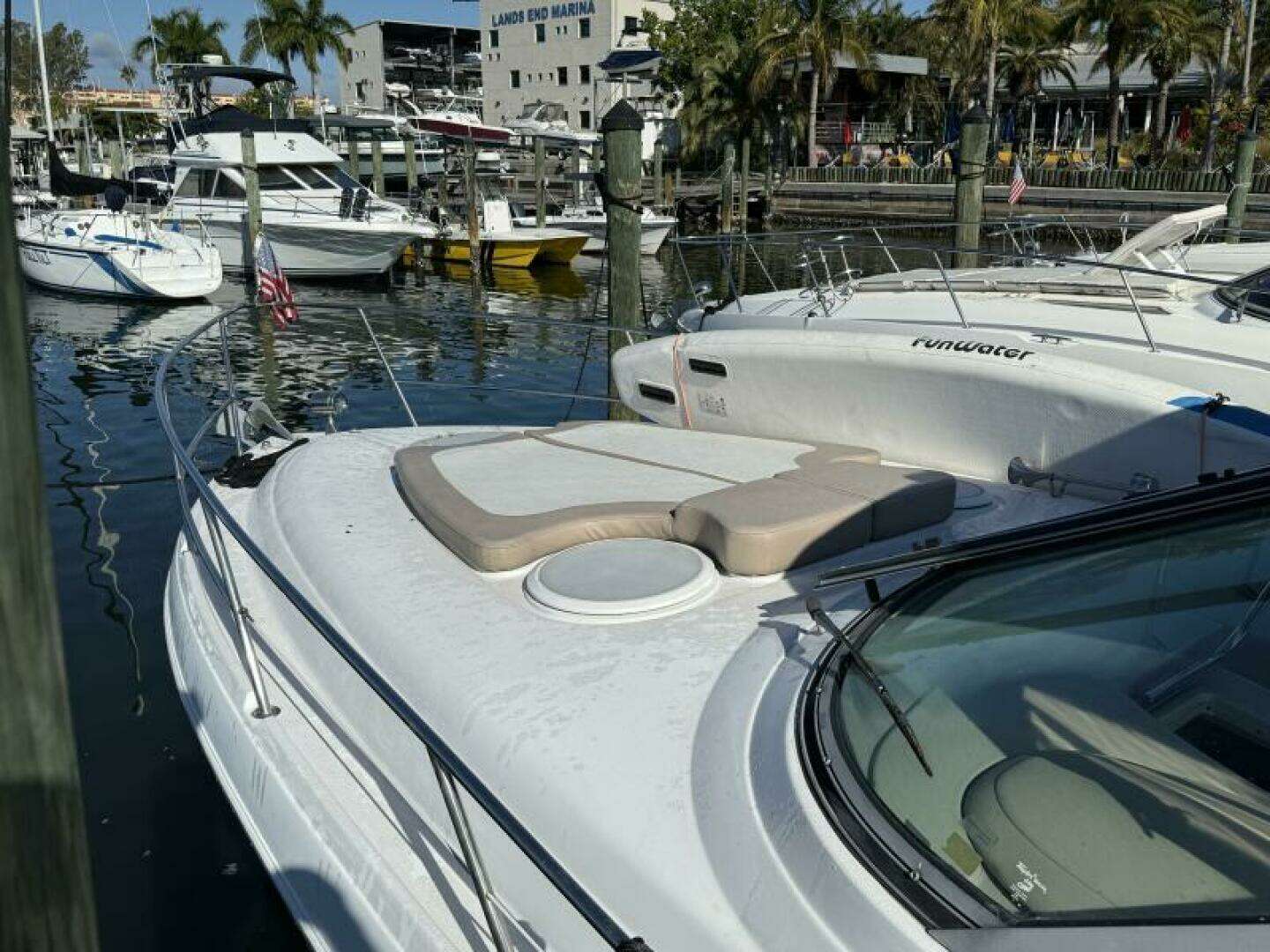 2006 Four Winns 318 Vista - Image 2