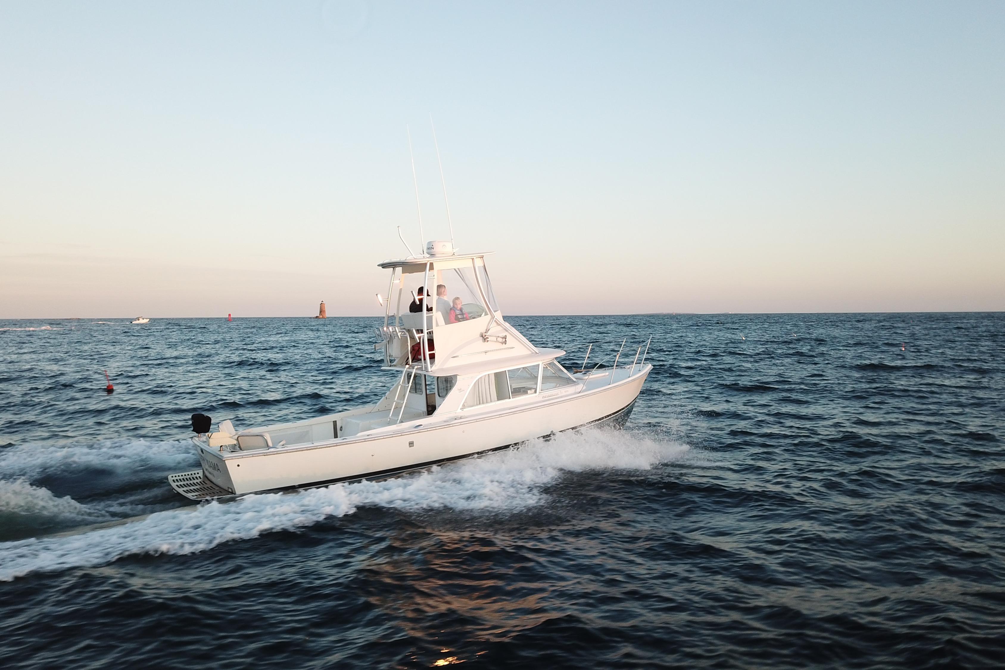 1973 Bertram 31 Flybridge Cruiser