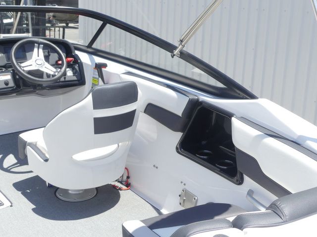 2020 Yamaha Boats SX195 - 25
