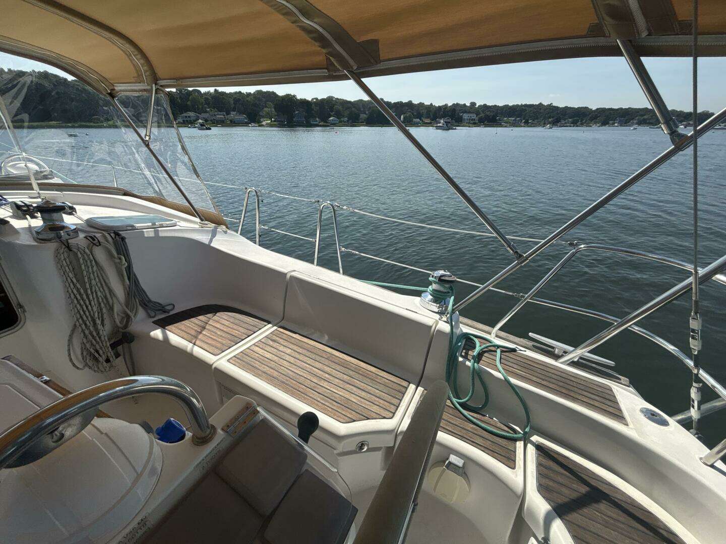 2004 Beneteau 423 - Image 12