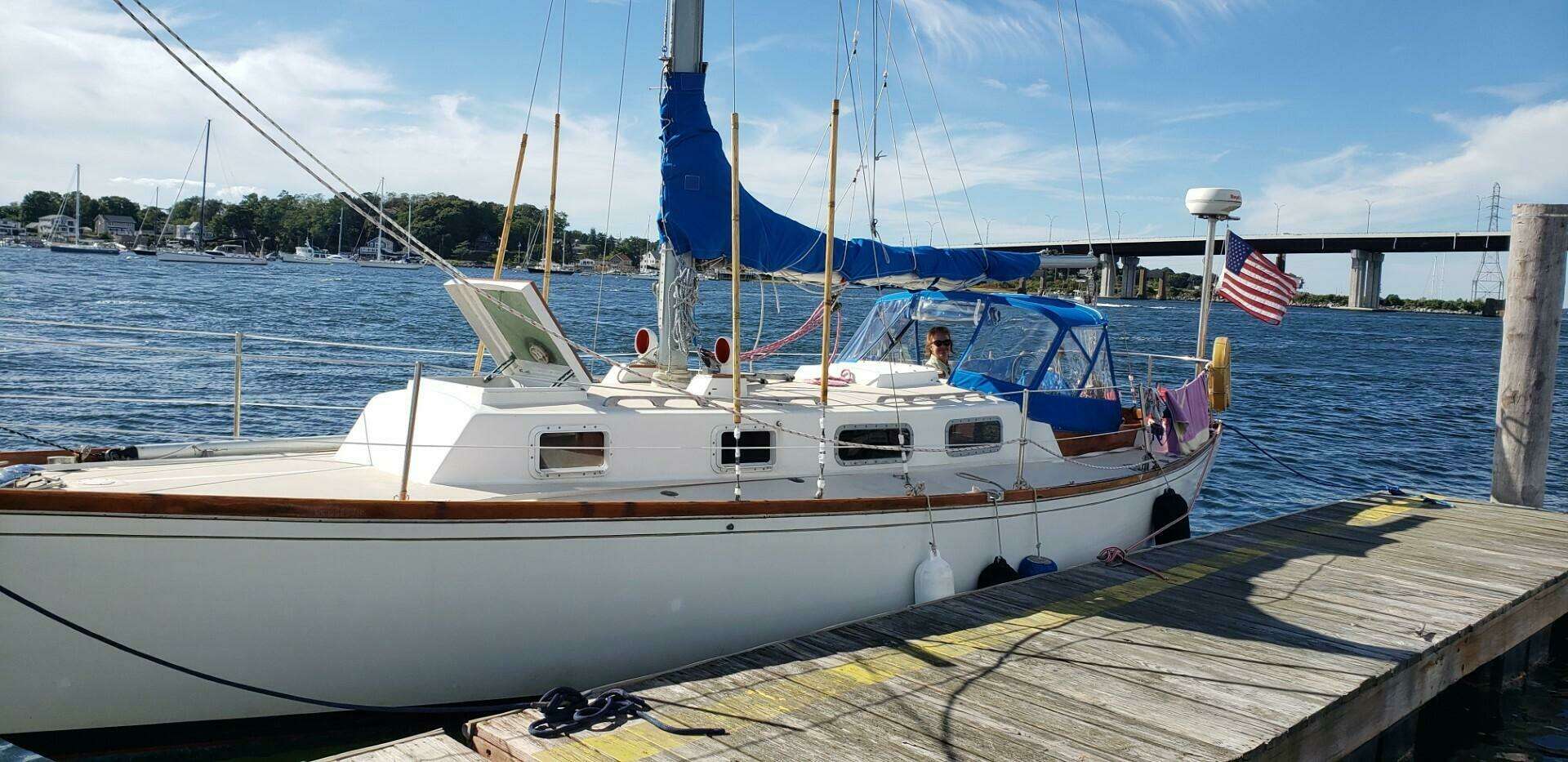 1970 Tartan 34C - Image 2