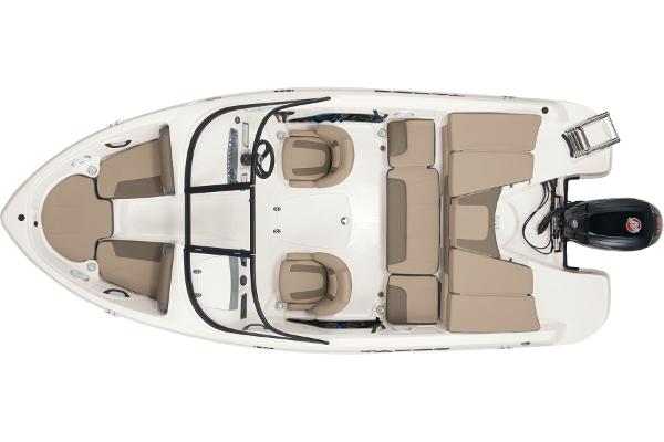 2025 Tahoe 185 S - 19