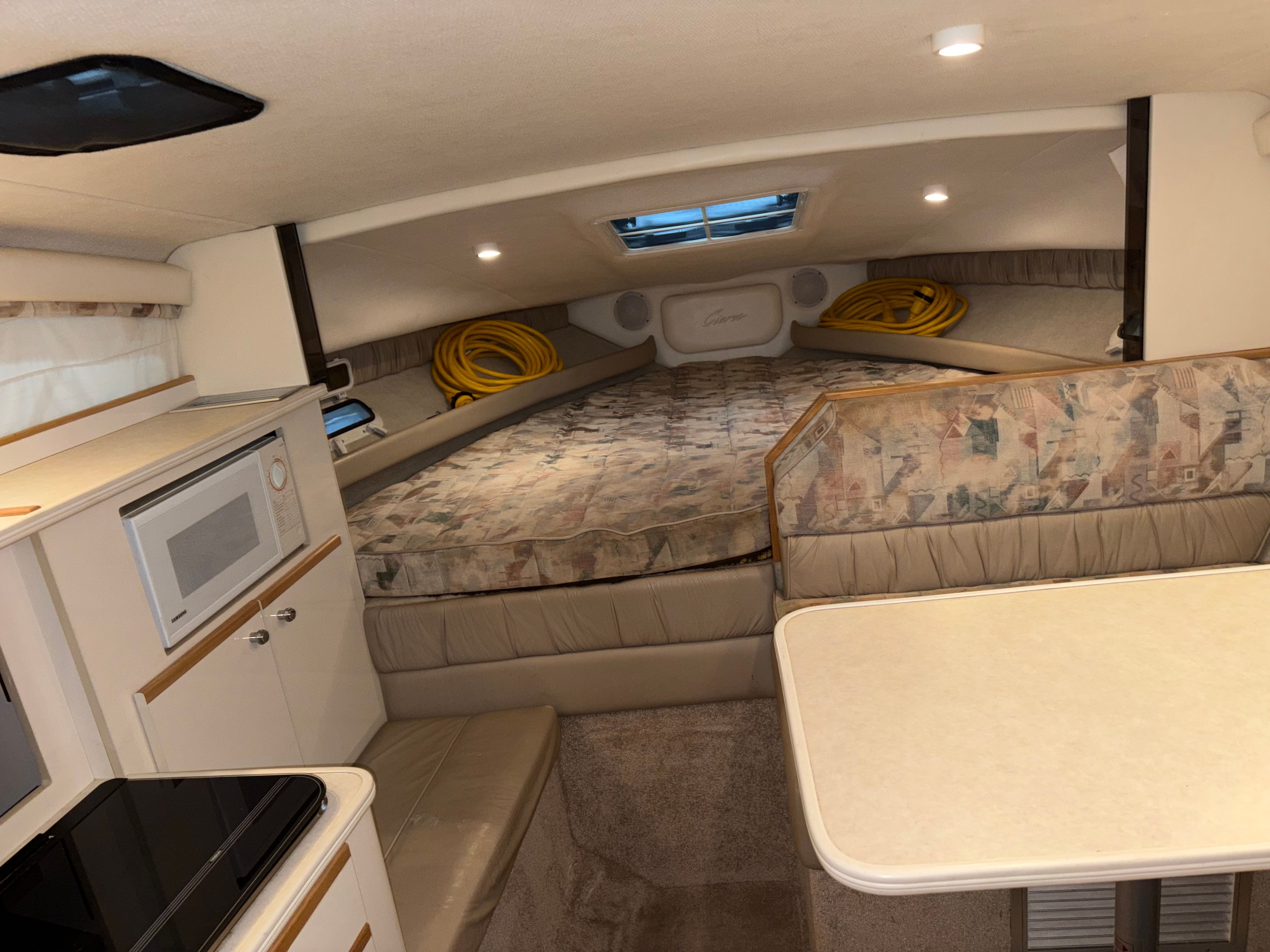 1999 Bayliner 2855 Ciera - 19