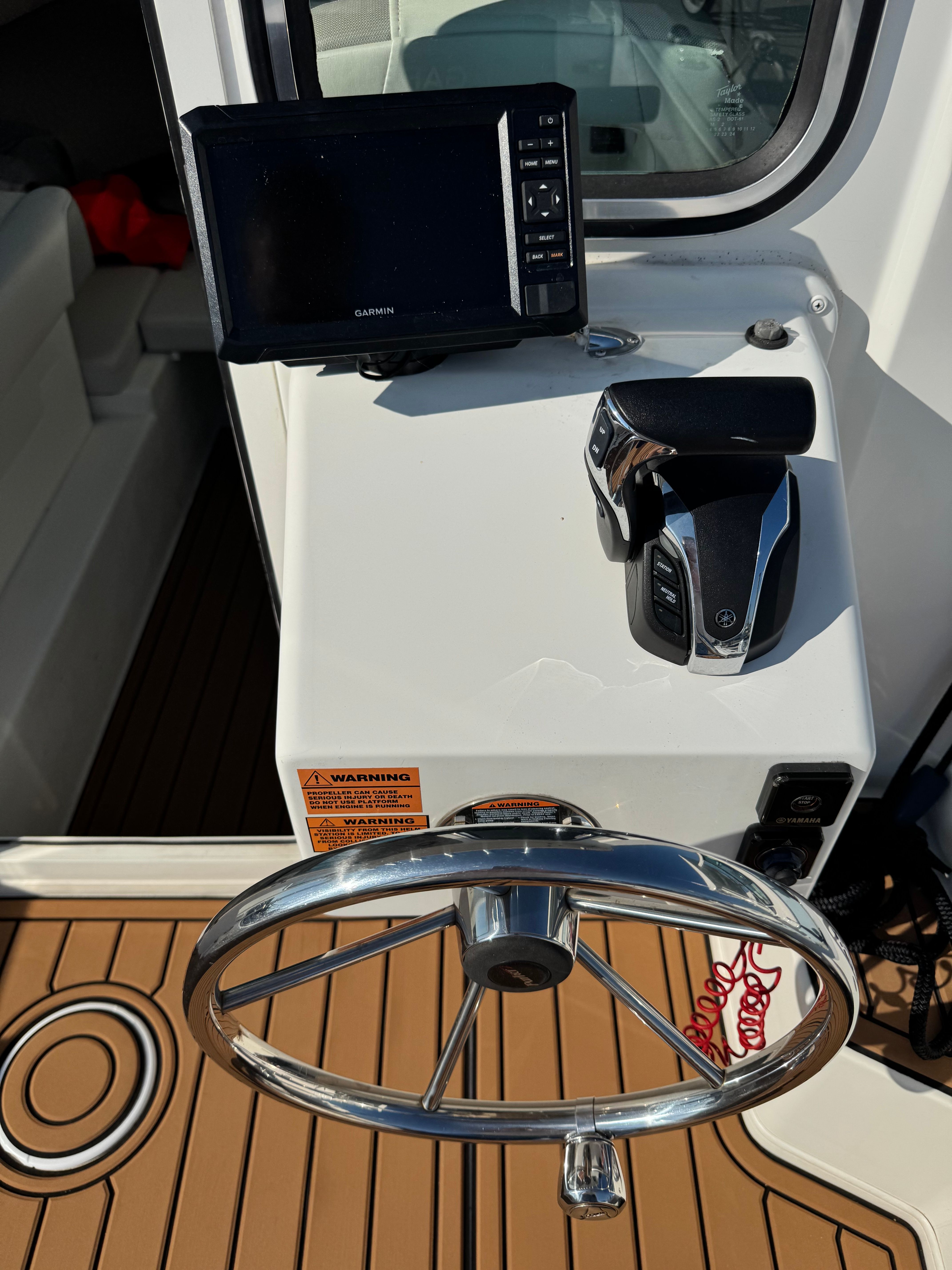2021 Parker 2320 Sport Cabin - 11