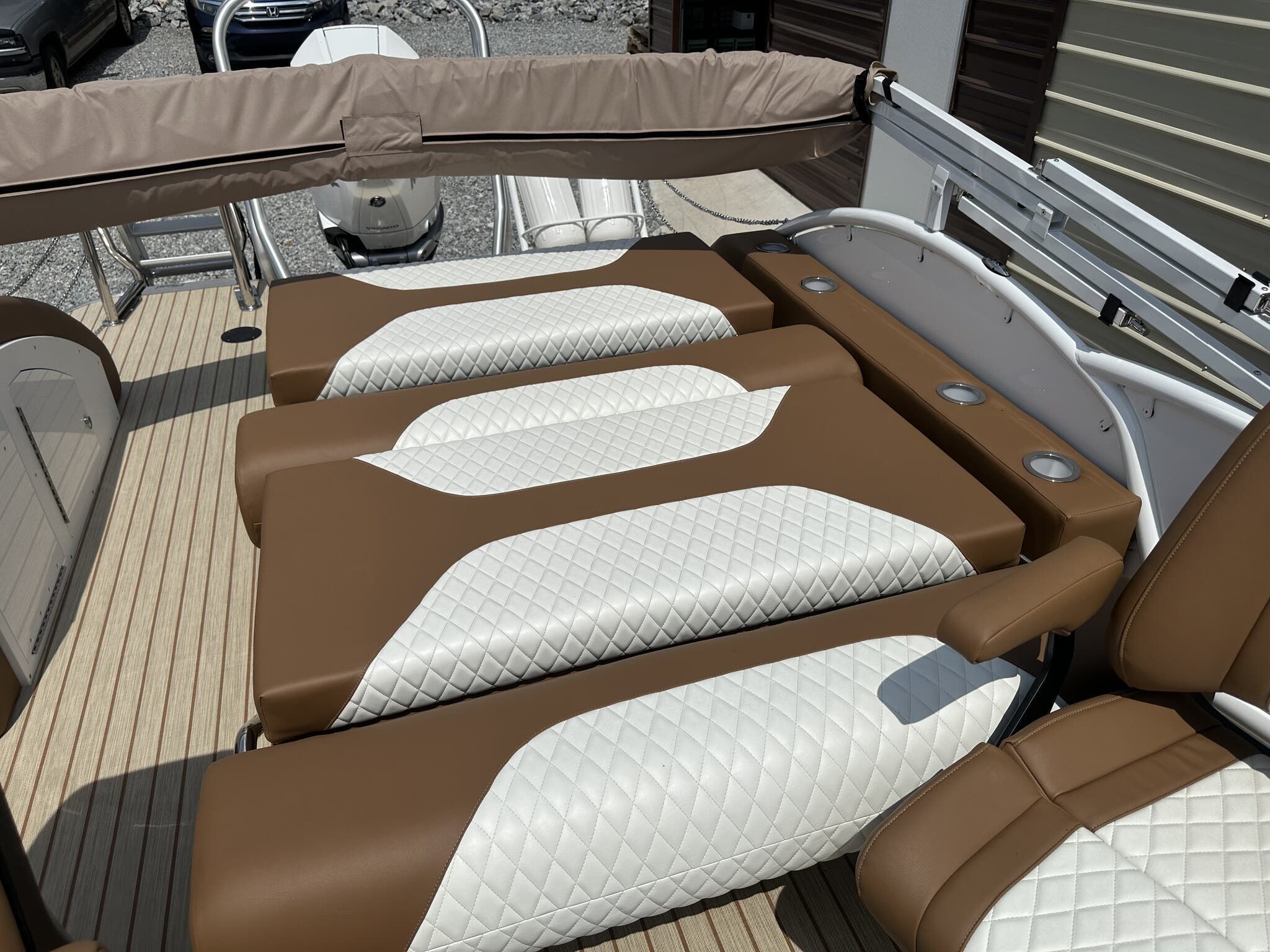 2026 Aloha Club Series 260 POWER BIMINI - 10