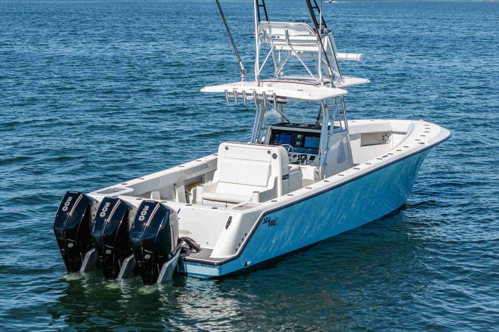 2018 SeaVee 370 Z - Image 33