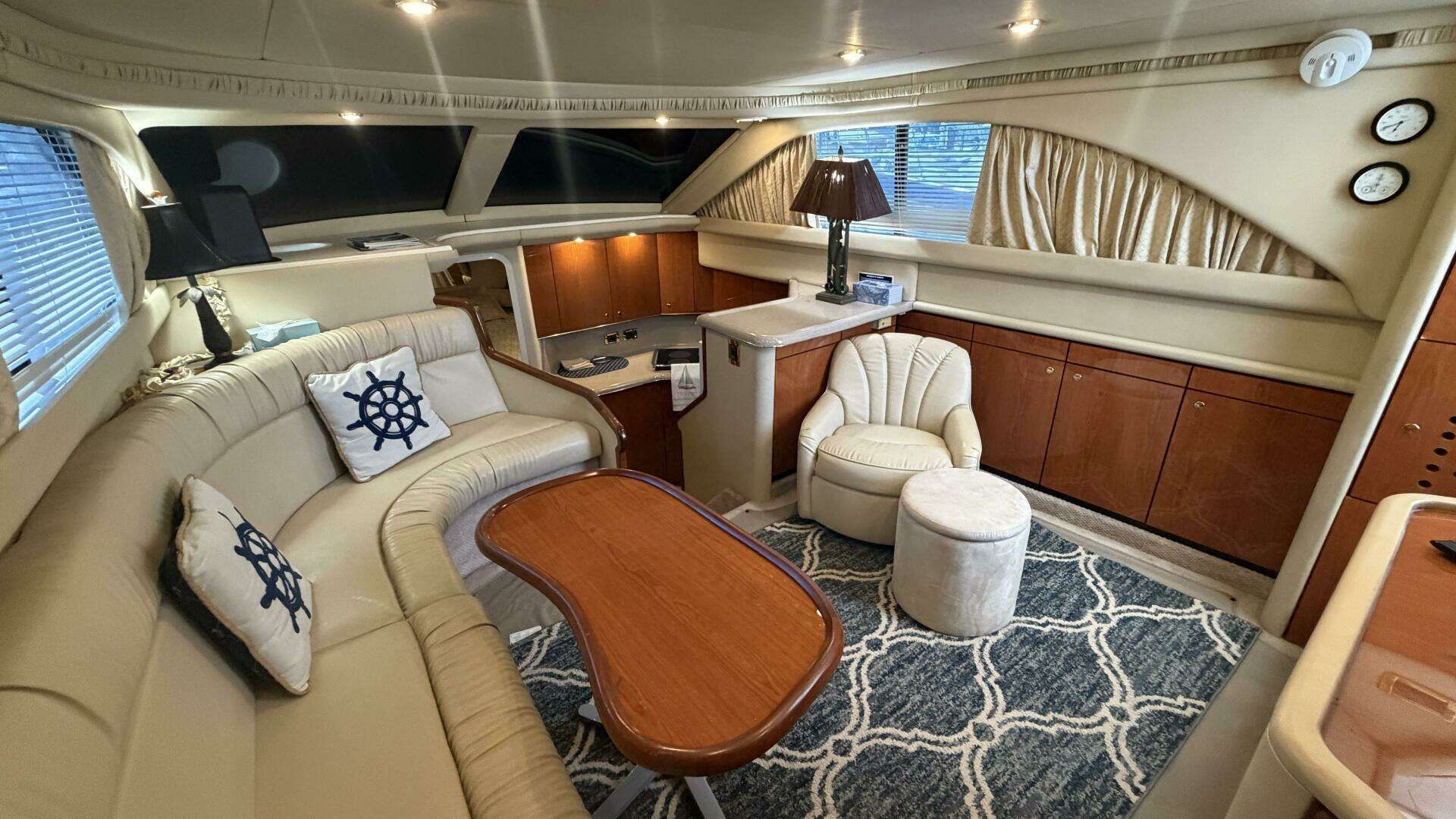 2000 Sea Ray 380 Aft Cabin - 24