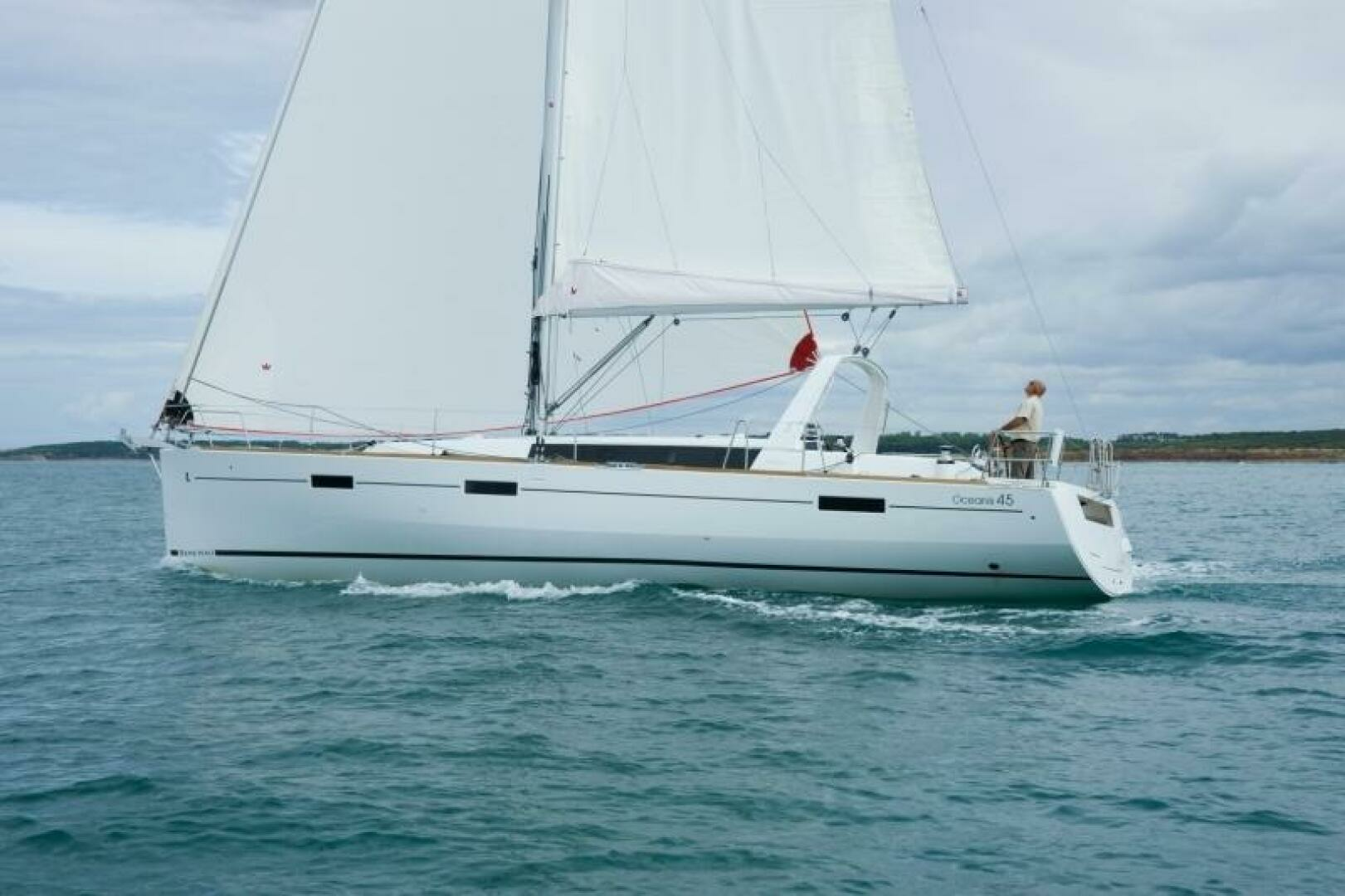 2017 Beneteau Oceanis 45 - Image 31