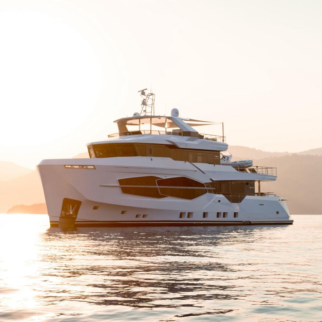 2026 Numarine 32XP