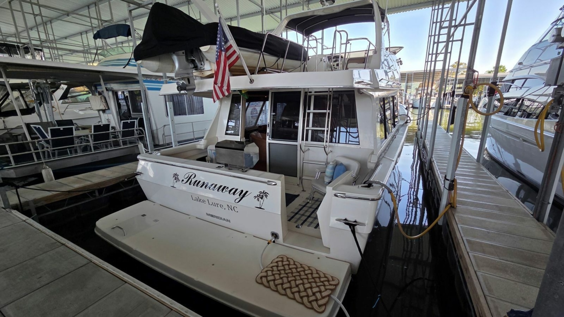 2008 Meridian 490 Pilothouse - Image 4