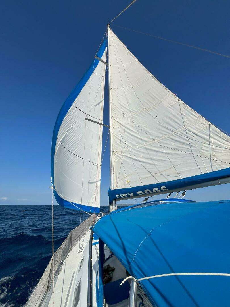 2002 Beneteau 393 - Image 6