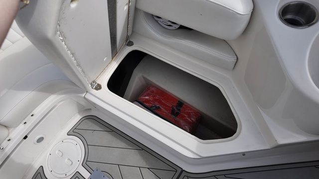 2005 Regal 2400 LSR - 21