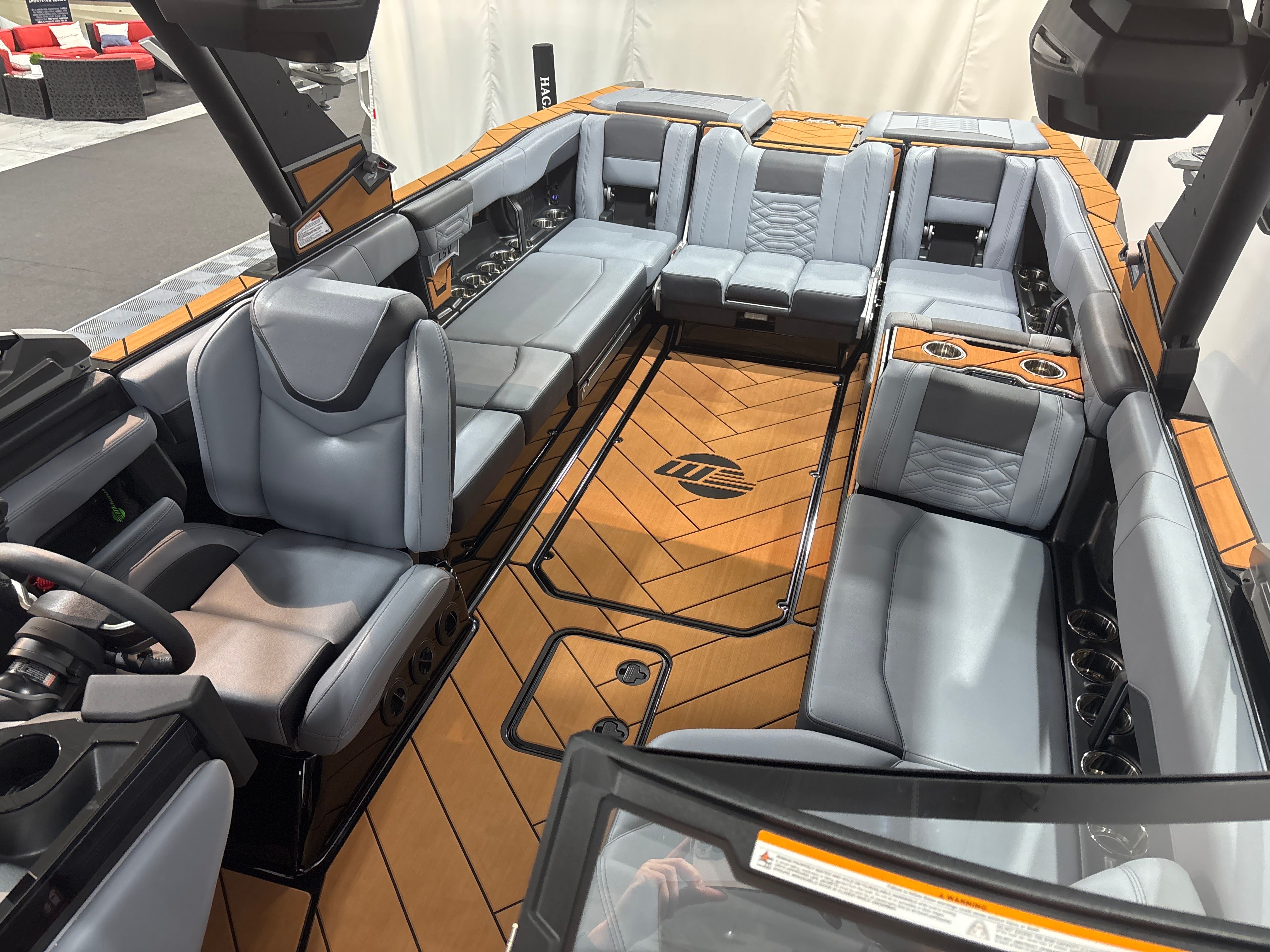 2026 Malibu 26 LSV - 8