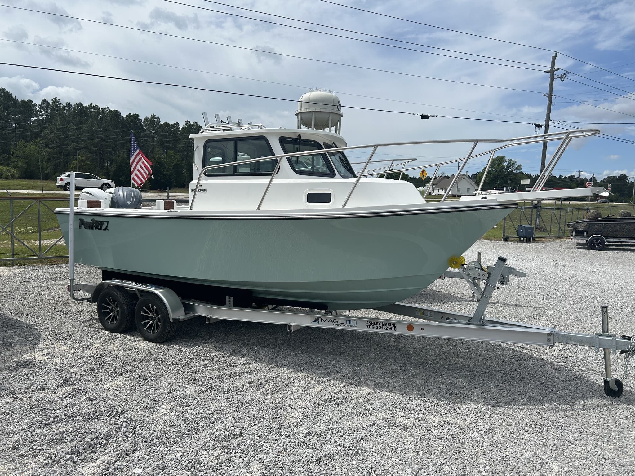 2026 Parker 217 Explorer WITH AC IN CABIN