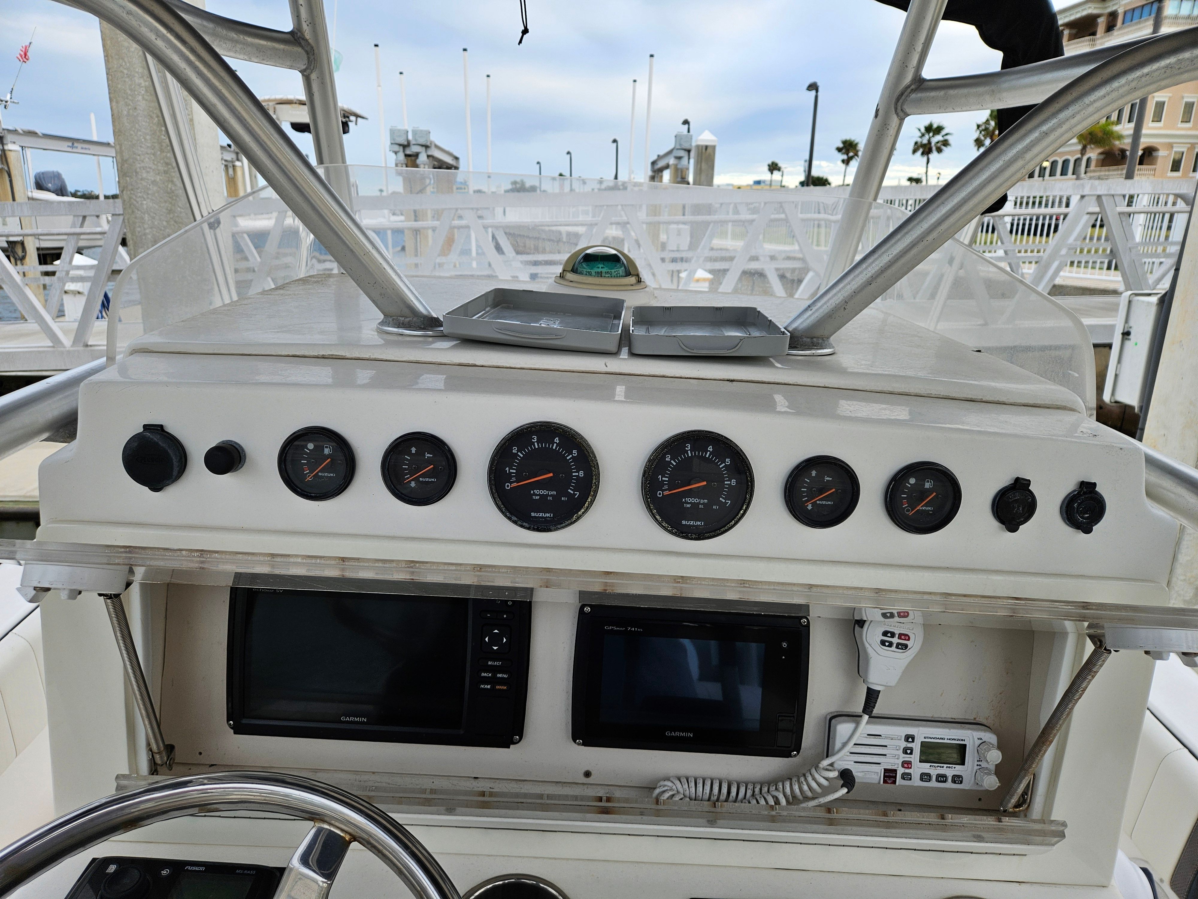 2003 World Cat EYV - 18