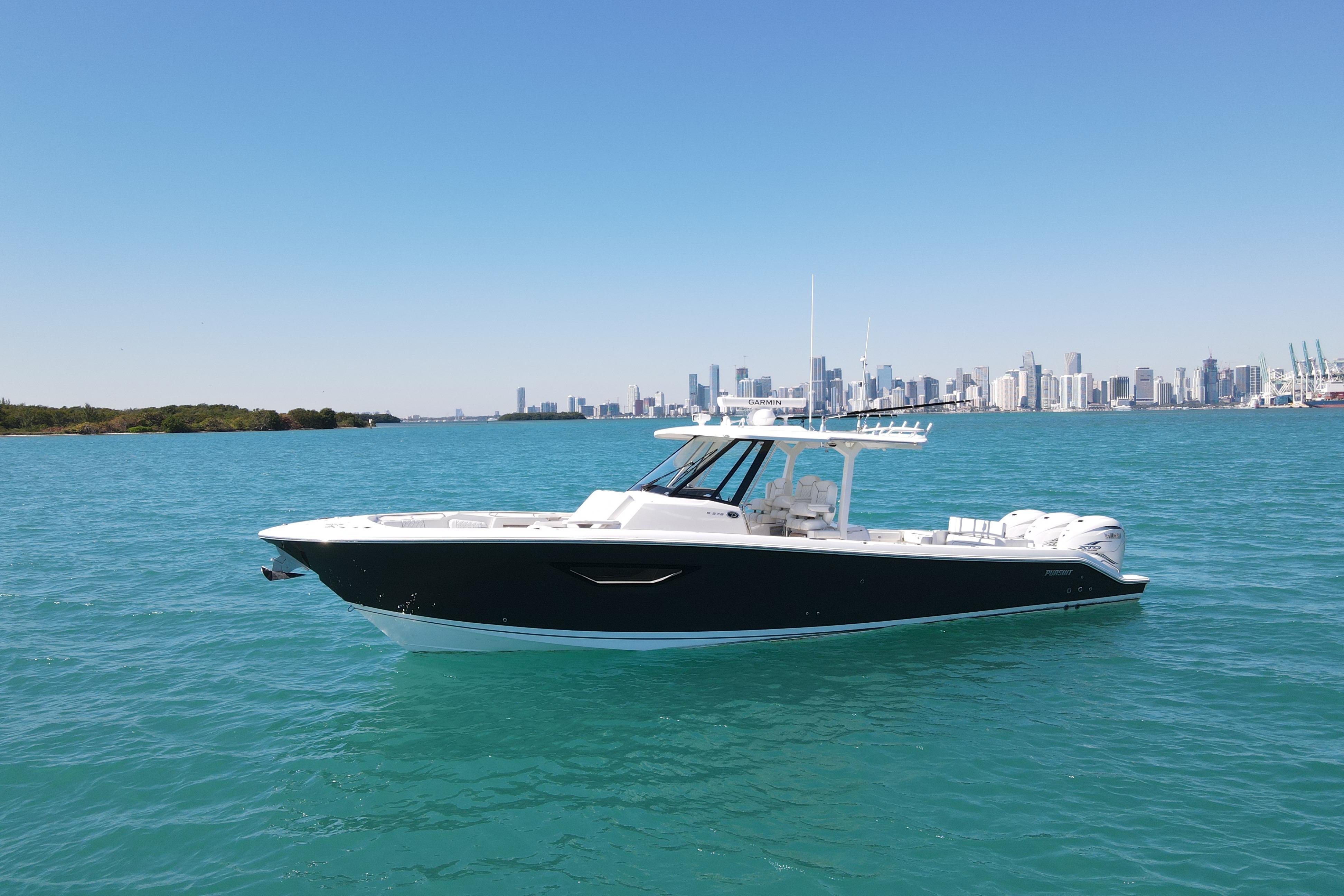 2021 Pursuit S 378 Sport