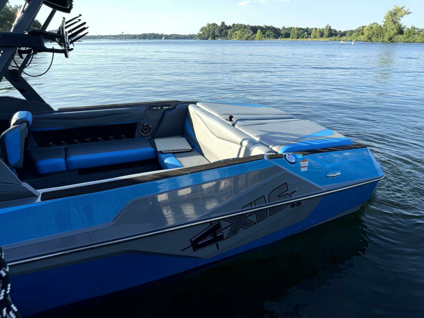2020 Axis T23 - Image 76