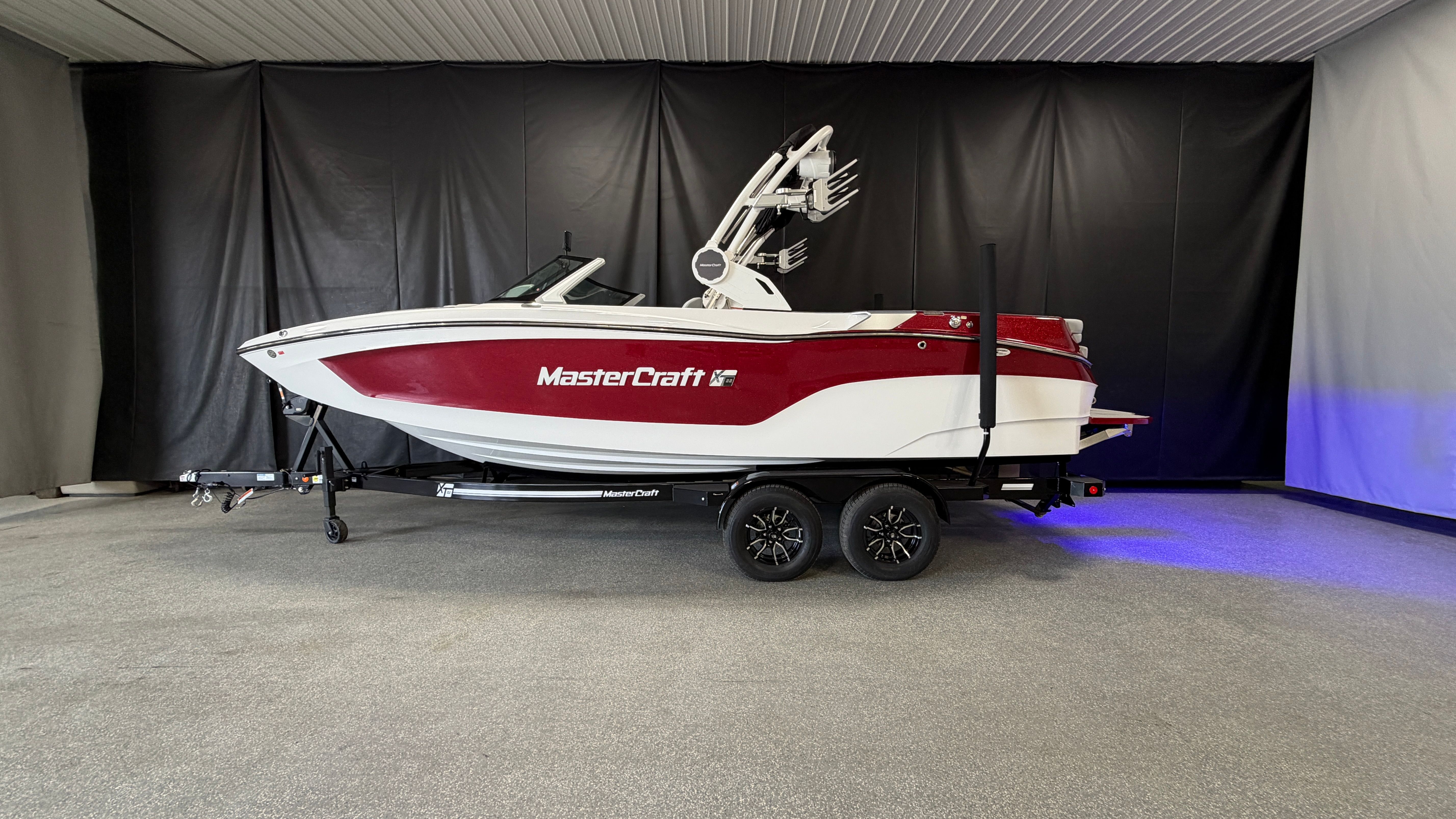 2026 MasterCraft XT22