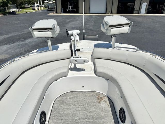 2023 Hurricane SunDeck Sport 201 OB - 6