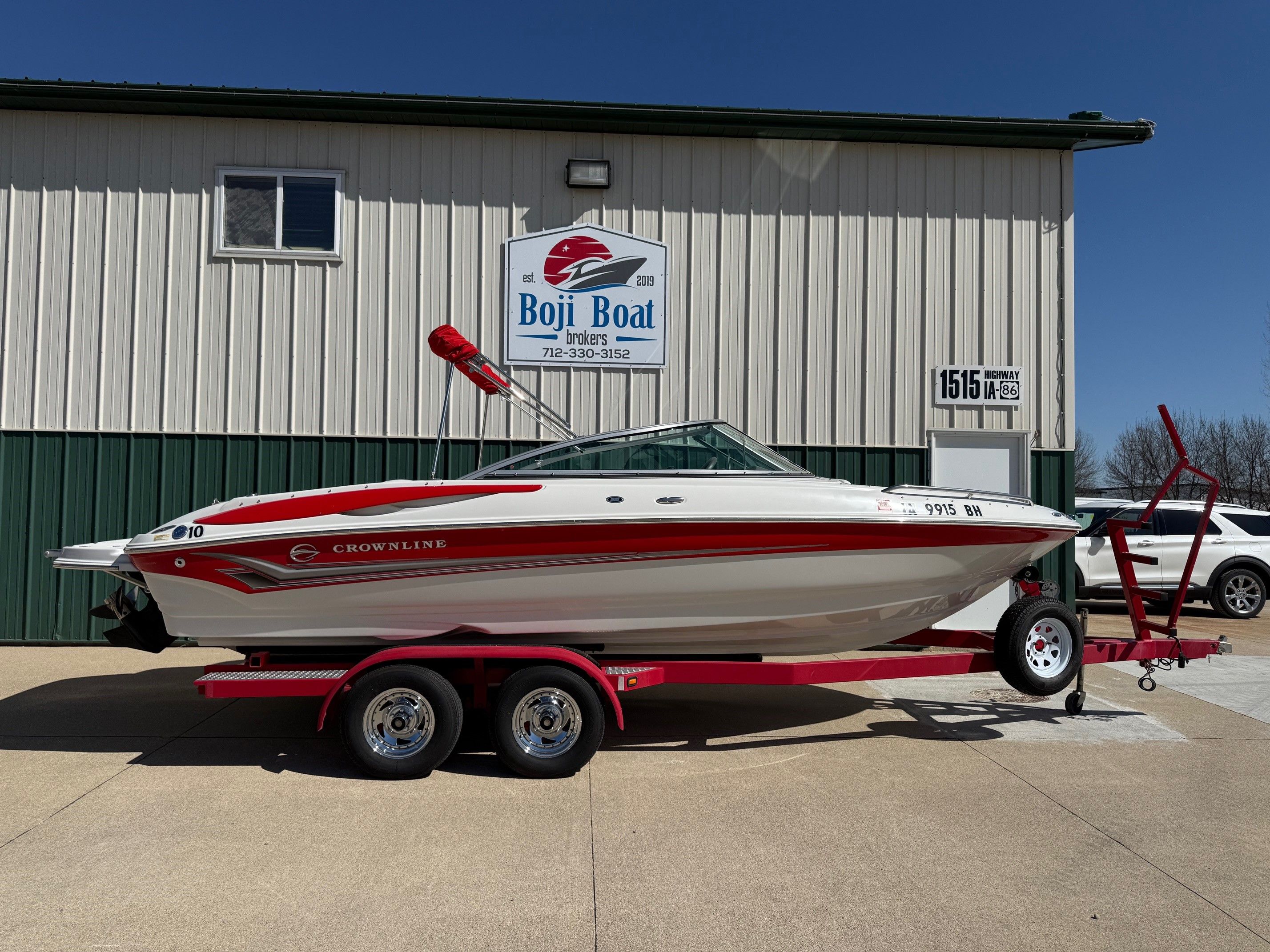 2005 Crownline 216 LS