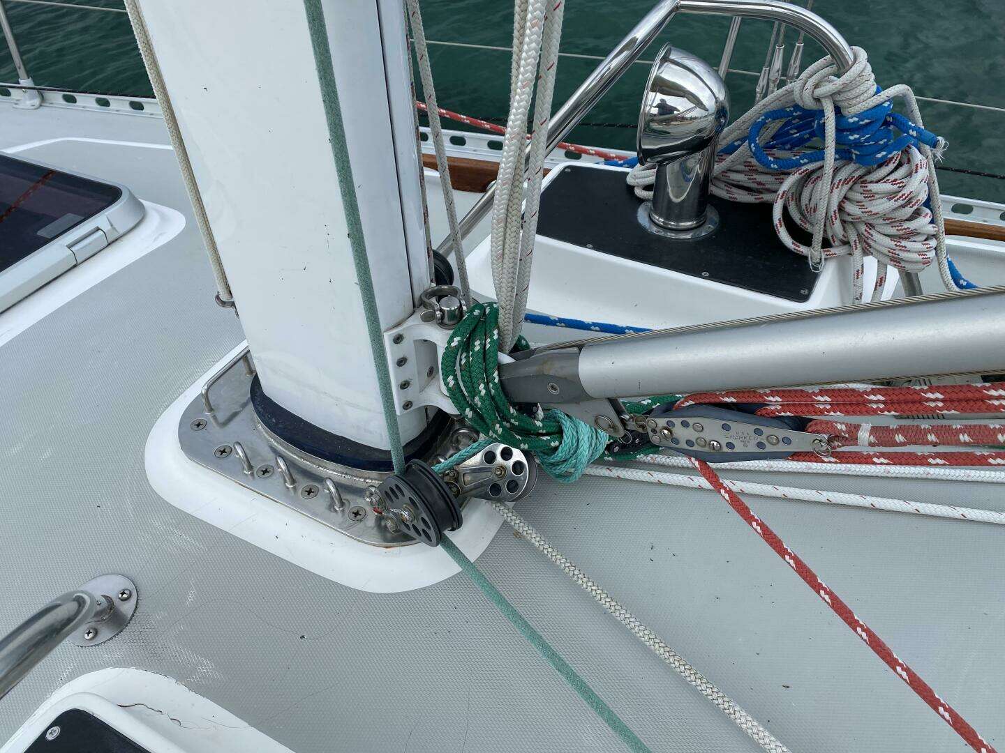 1989 J Boats J/40 - Image 18