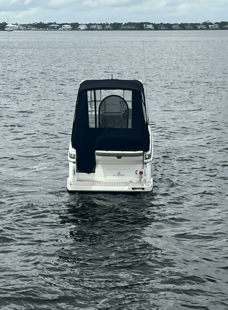 2018 Regal 28 Express - Image 3