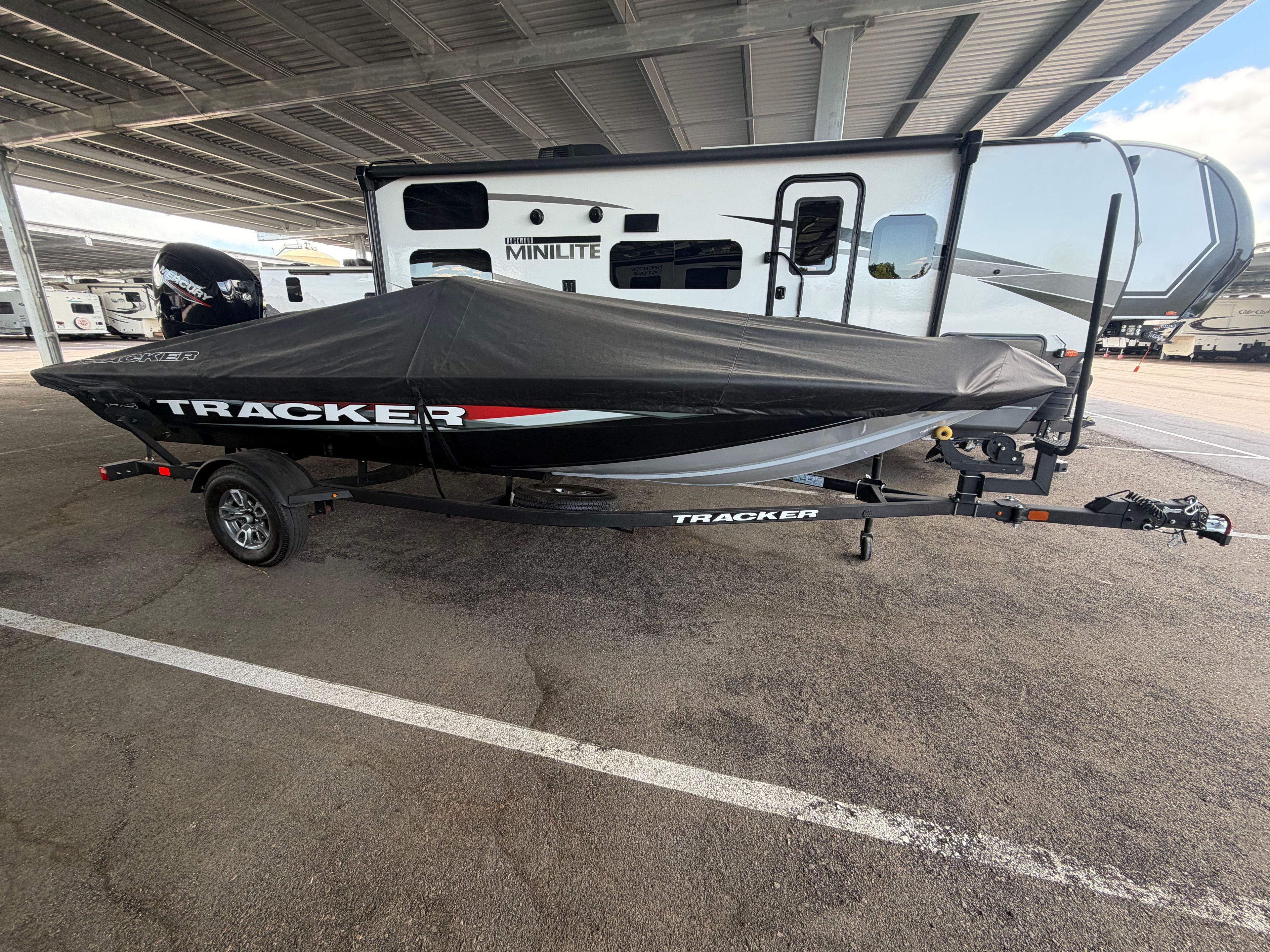 2026 Tracker Pro Team 175 - 10
