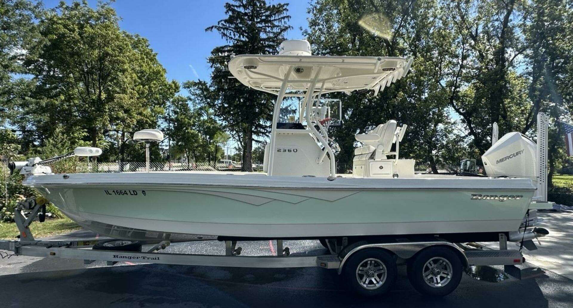 2022 Ranger 2360 - Image 13