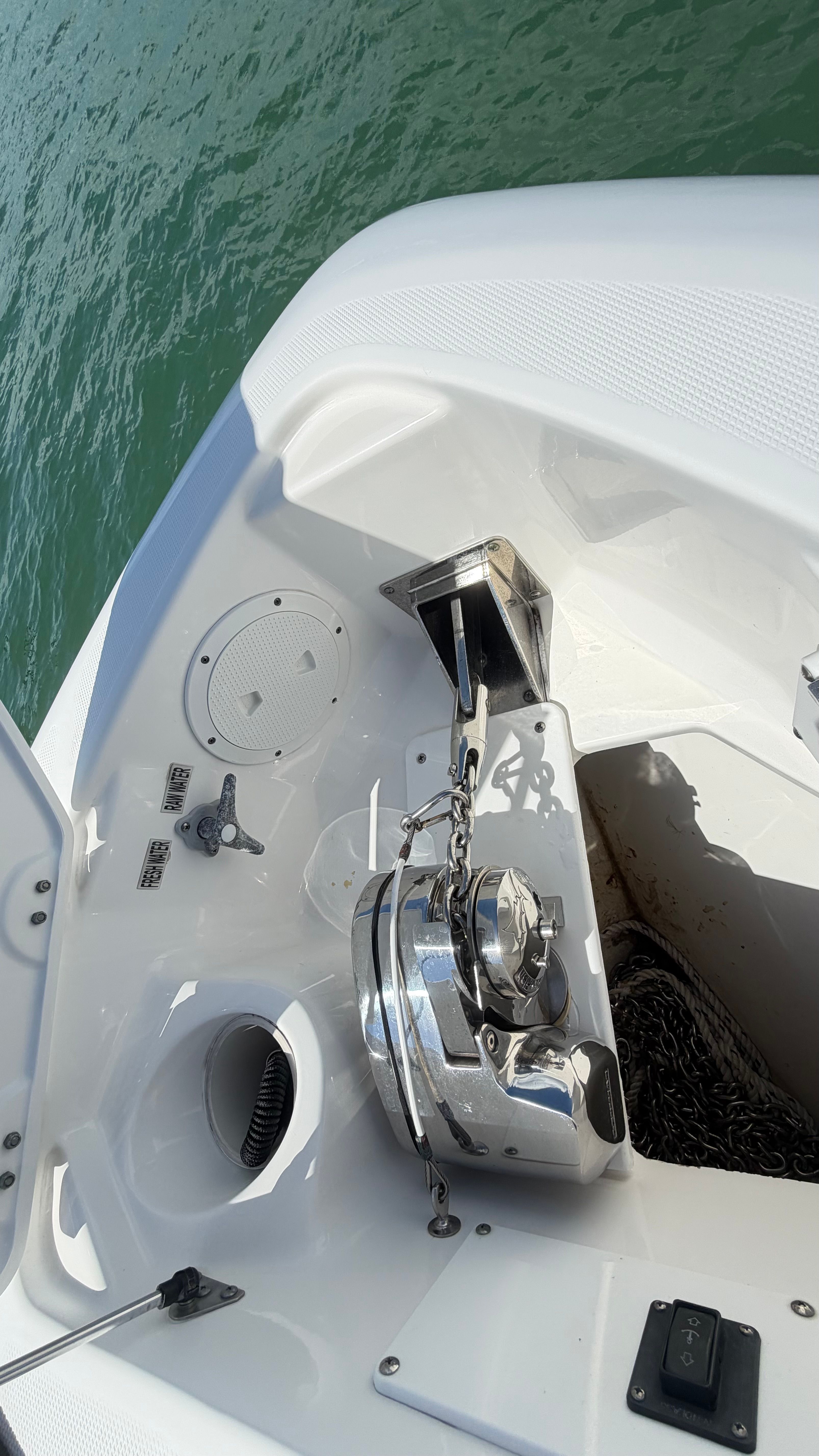 2009 Everglades 365 Center Console - 81