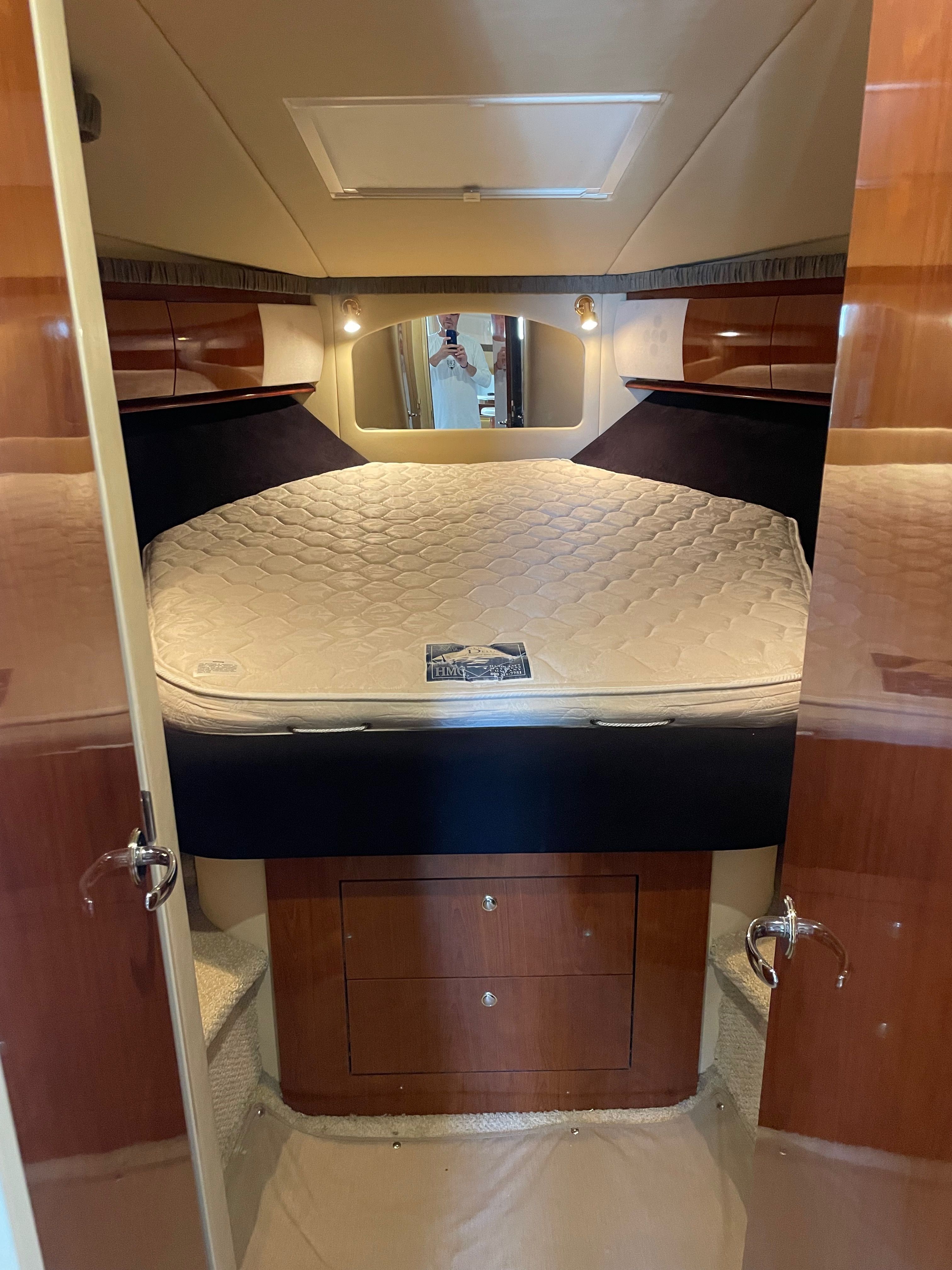 2003 Sea Ray 420 Sundancer - 8
