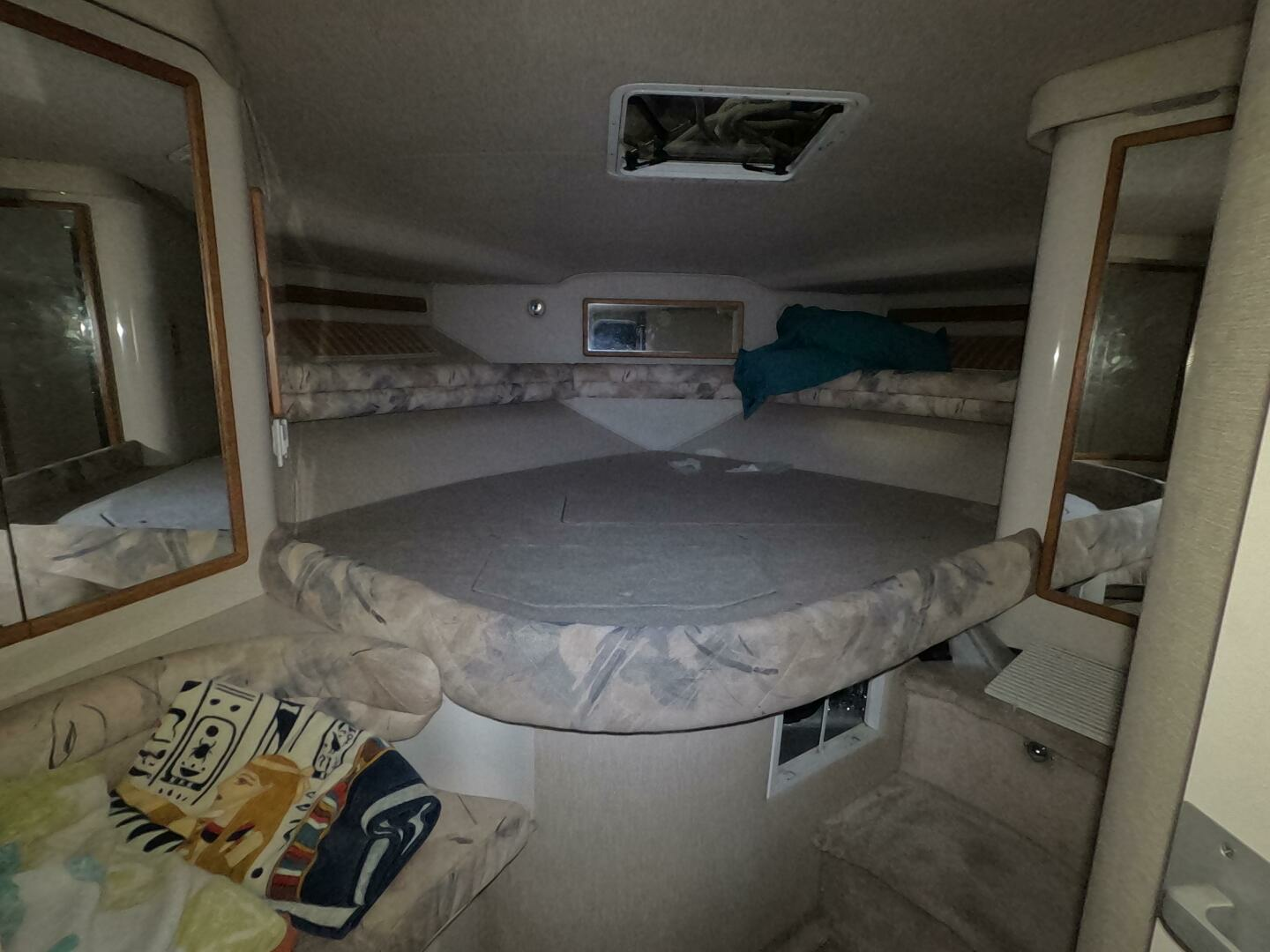 1995 Sea Ray 400 Express - Image 25