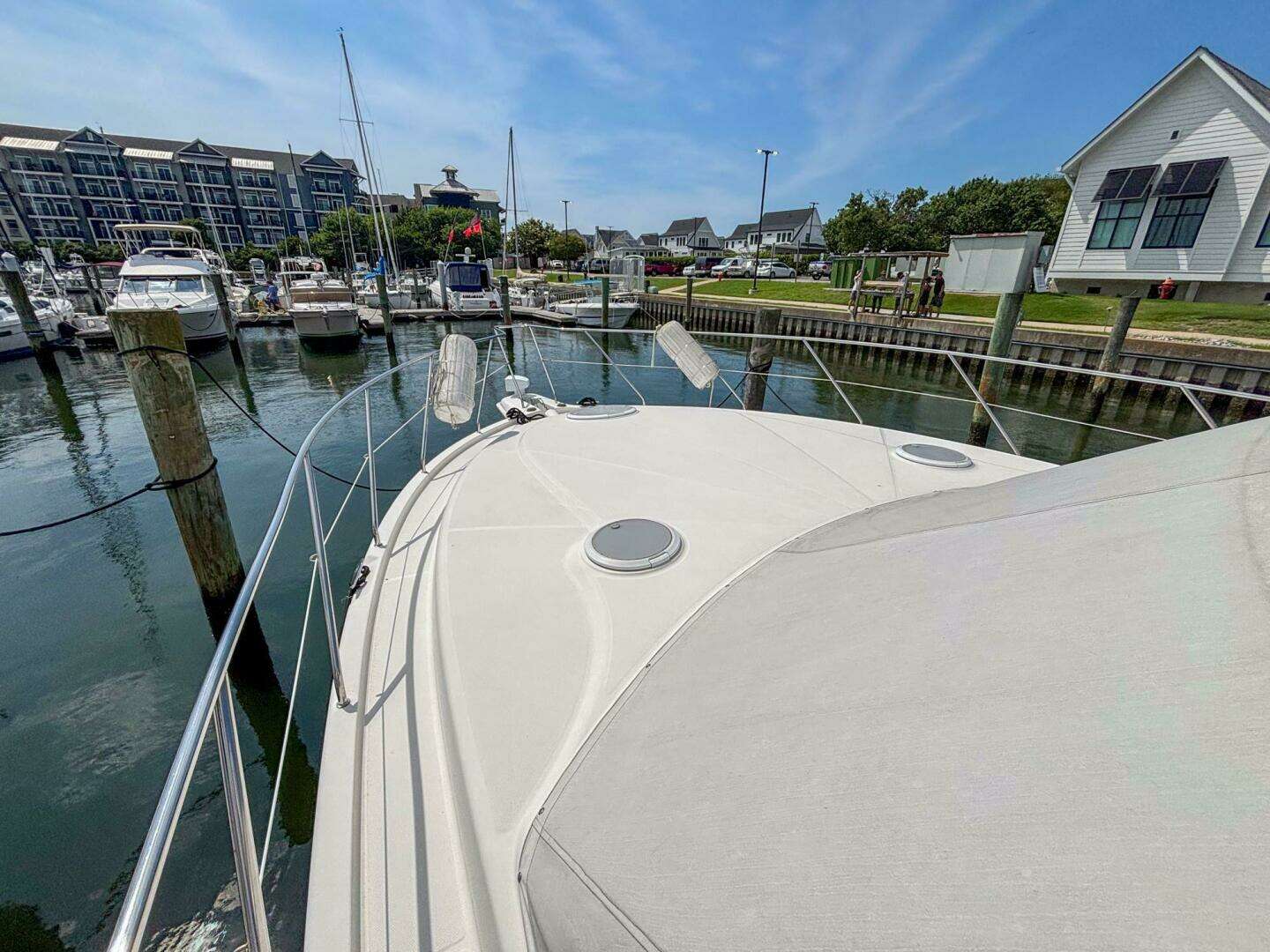 2007 Silverton 38 Convertible - Image 11