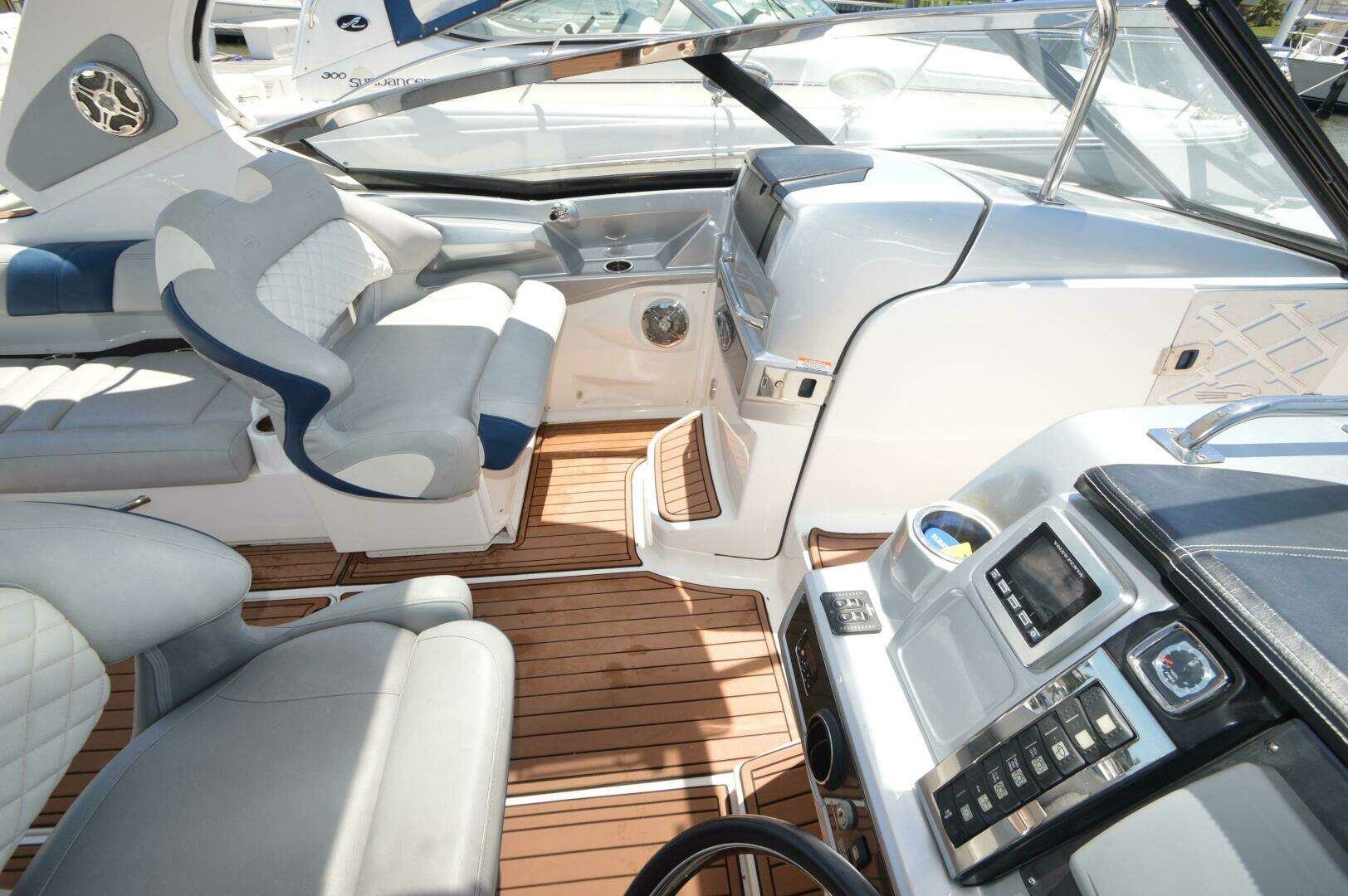 2013 Chaparral 327 SSX - Image 24
