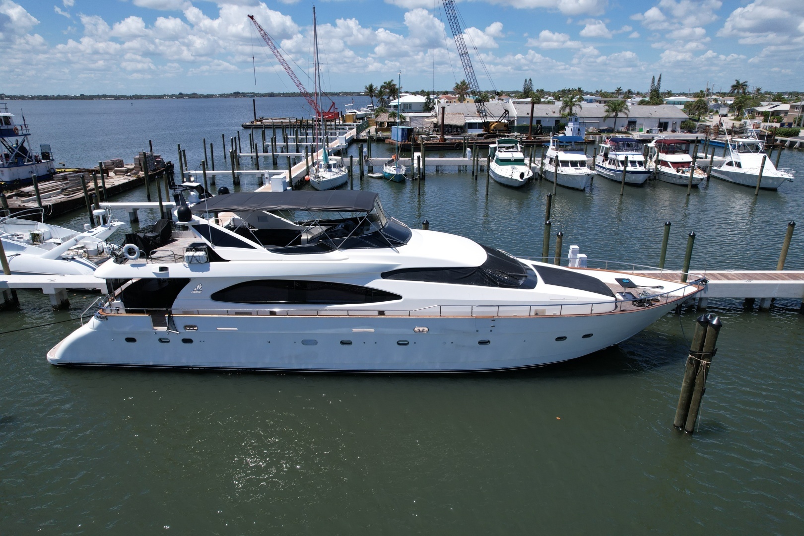 1999 Azimut — - Image 19