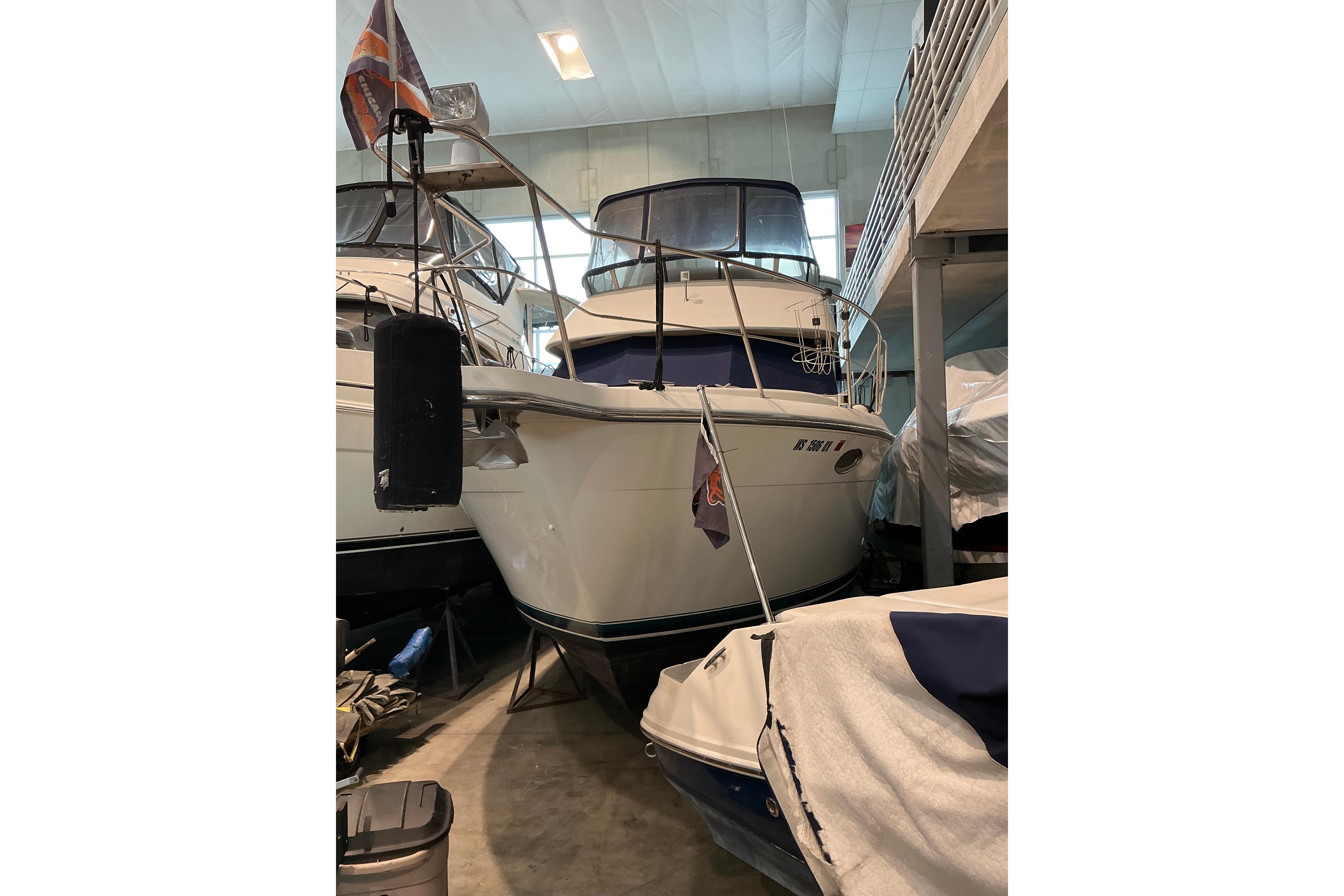 1995 Carver 355 Aft Cabin Motor Yacht