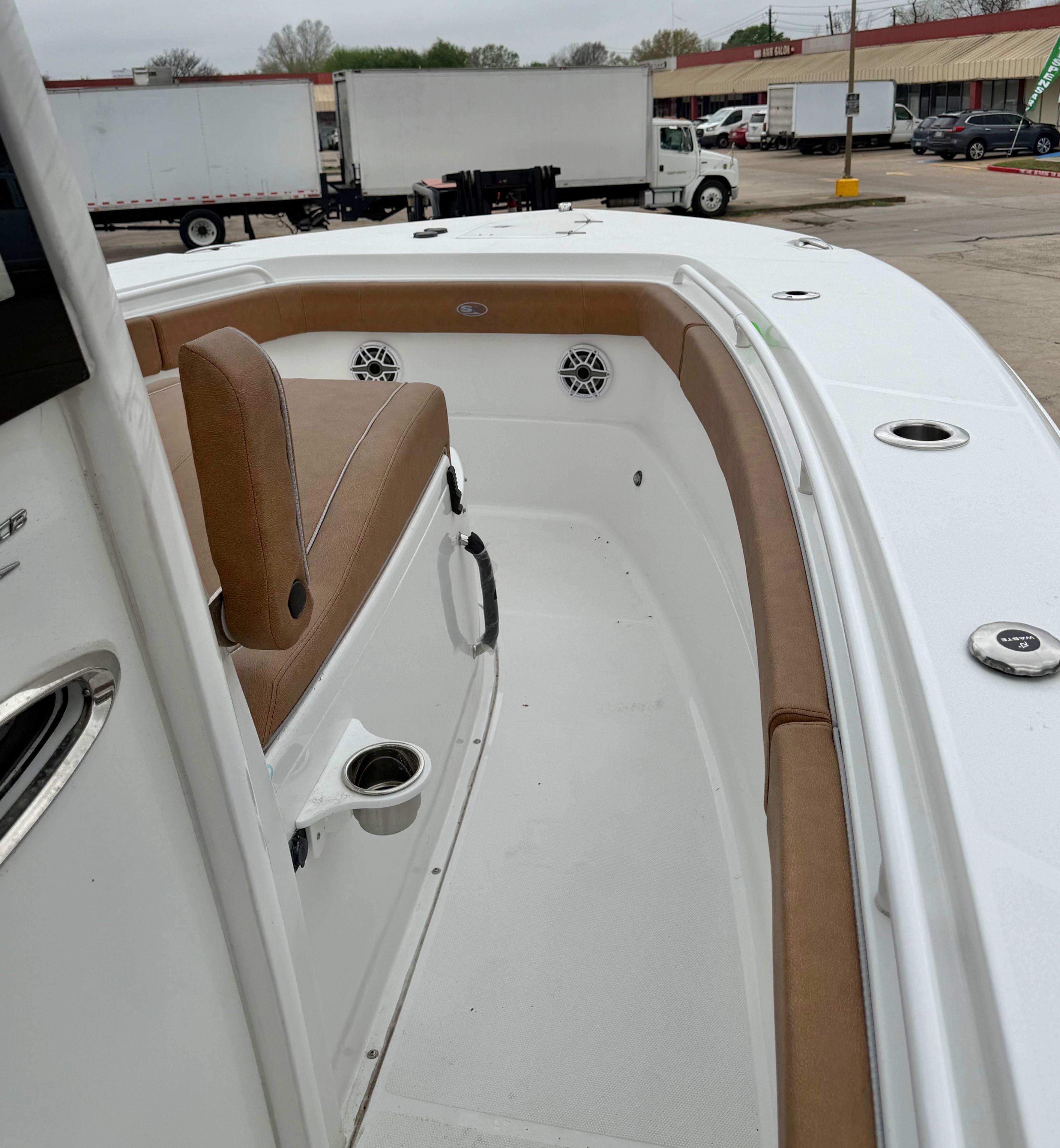 2026 Sea Hunt Ultra 275CB - 11