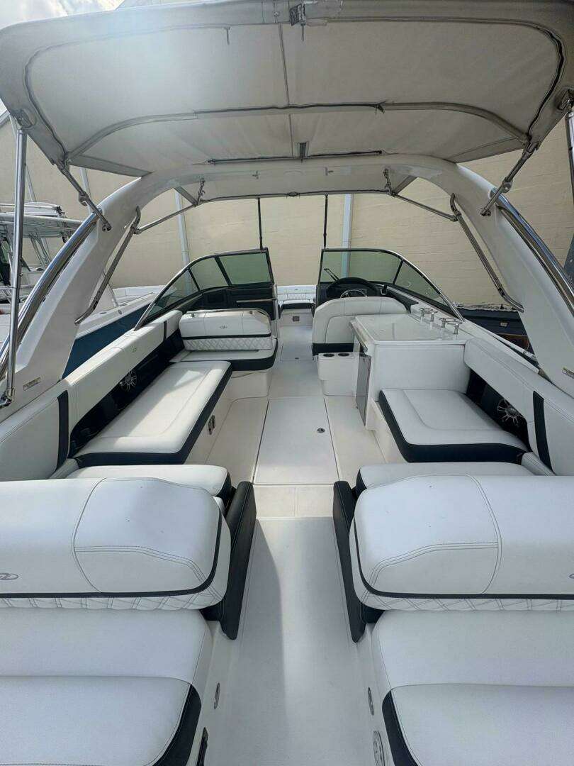 2022 Regal 29 OBX - Image 7