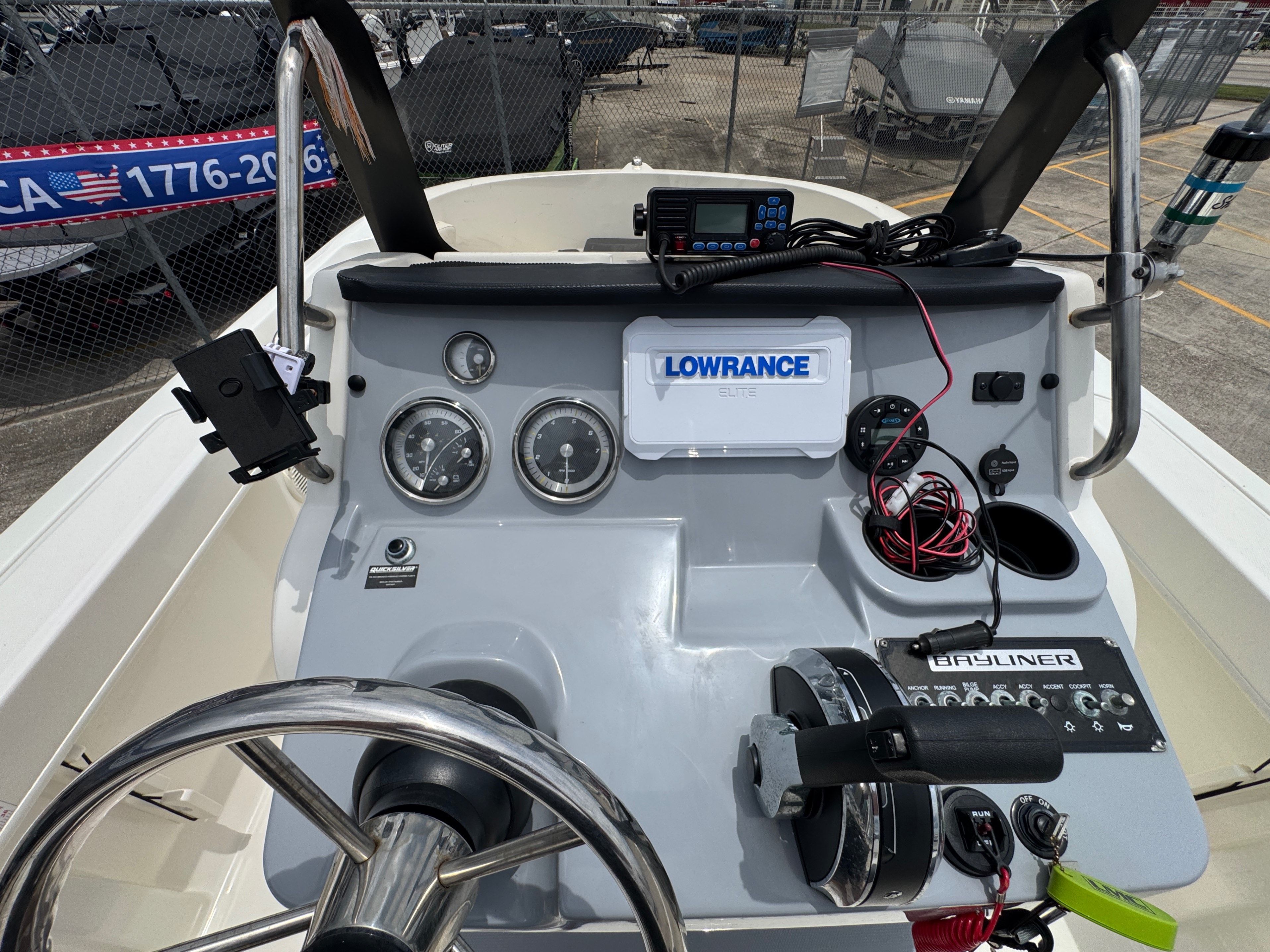 2022 Bayliner Trophy - 14