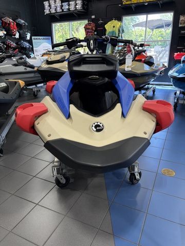 2025 Sea-Doo Spark Trixx for 1 - 2