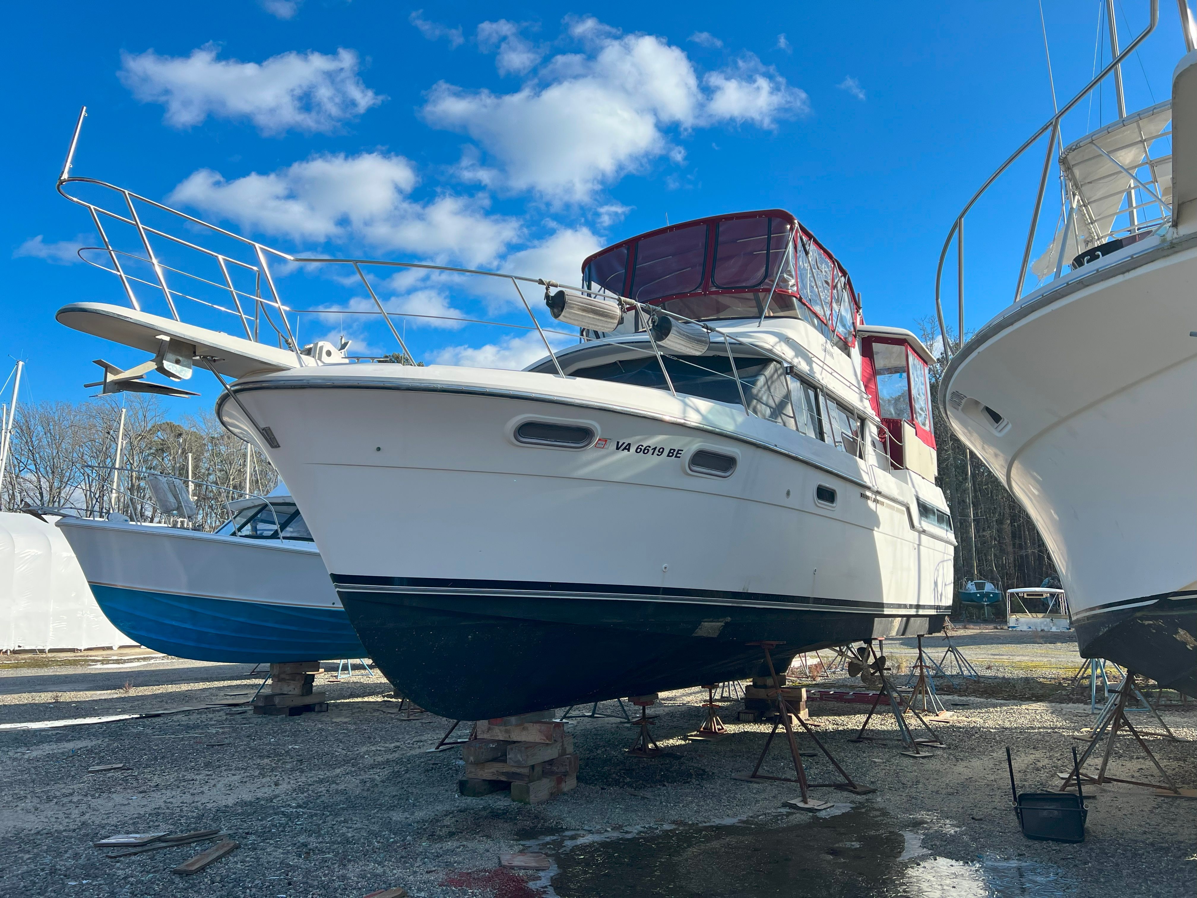 1987 Carver 3807 Aft Cabin Motor Yacht