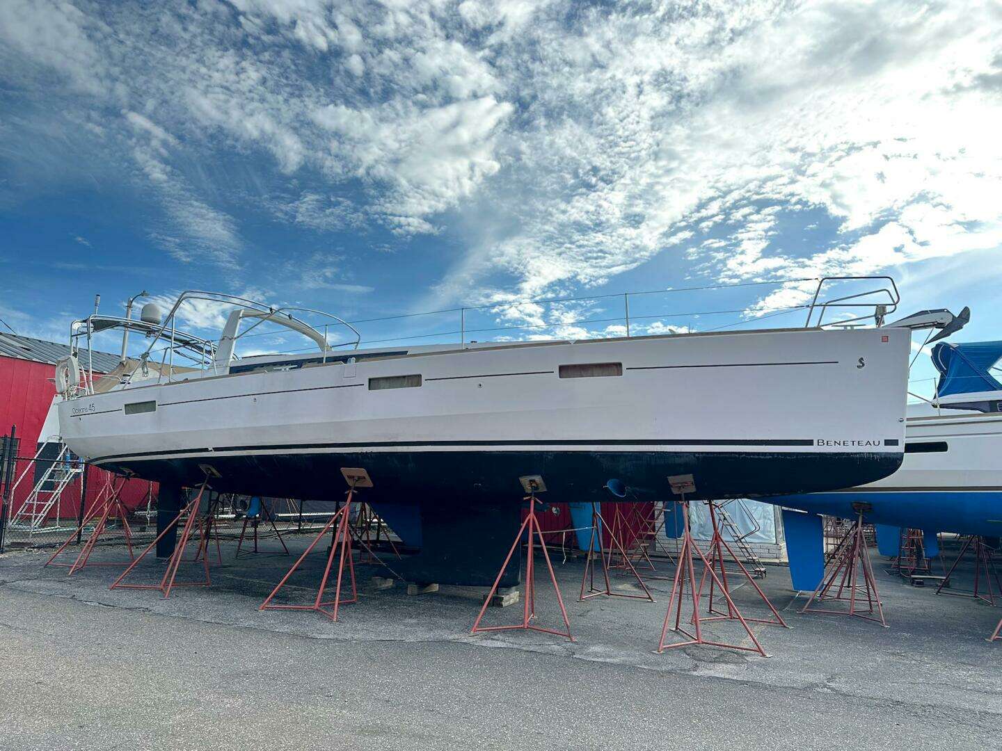 2017 Beneteau Oceanis 45 - Image 16