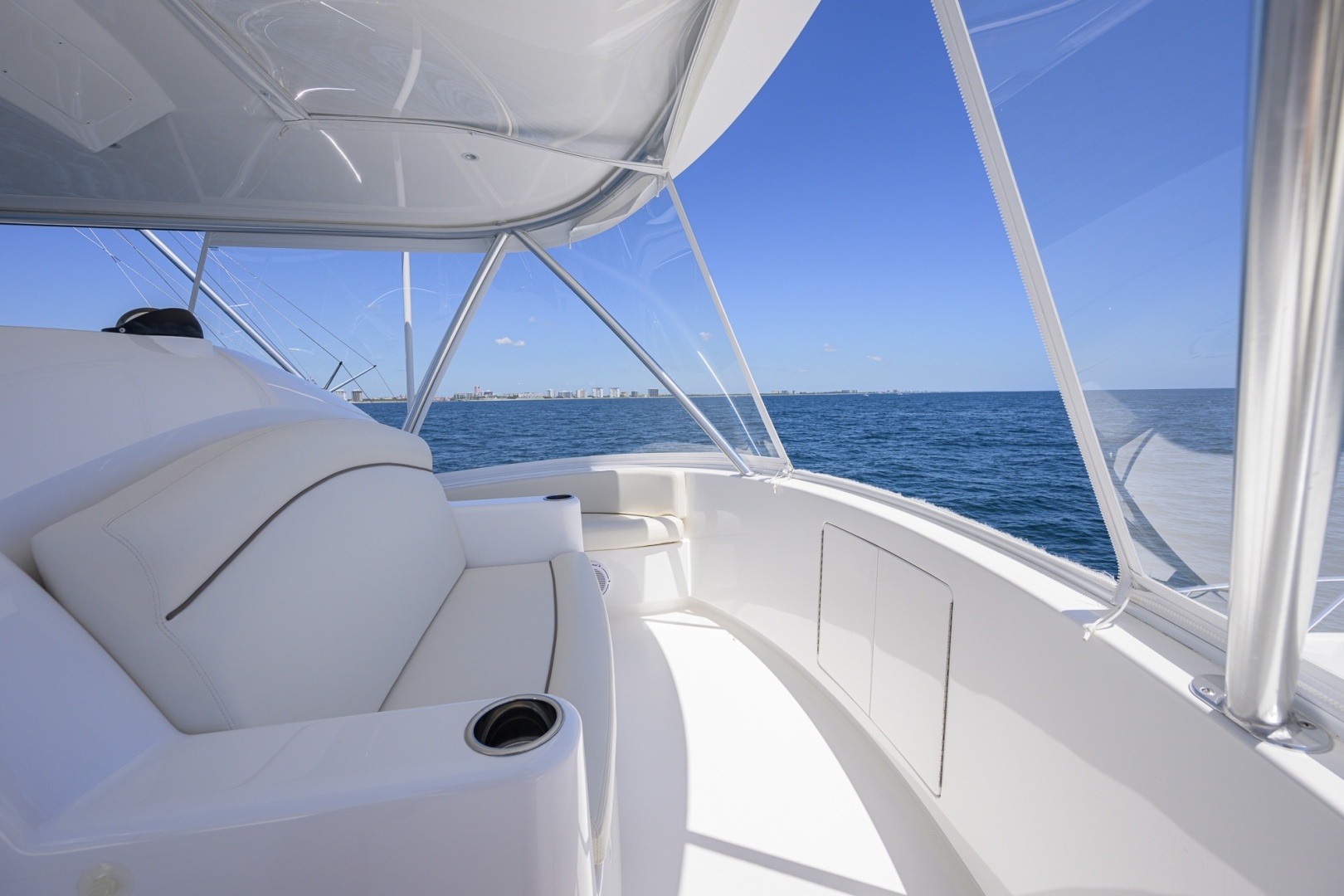 2024 Viking 54 Convertible - Image 37