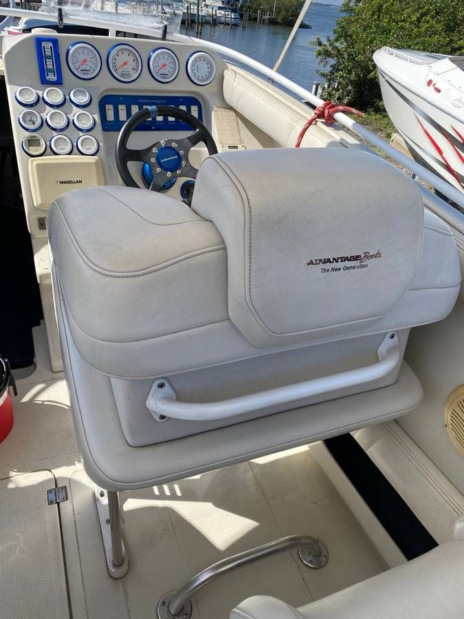 1998 Advantage 32 Victory - 12
