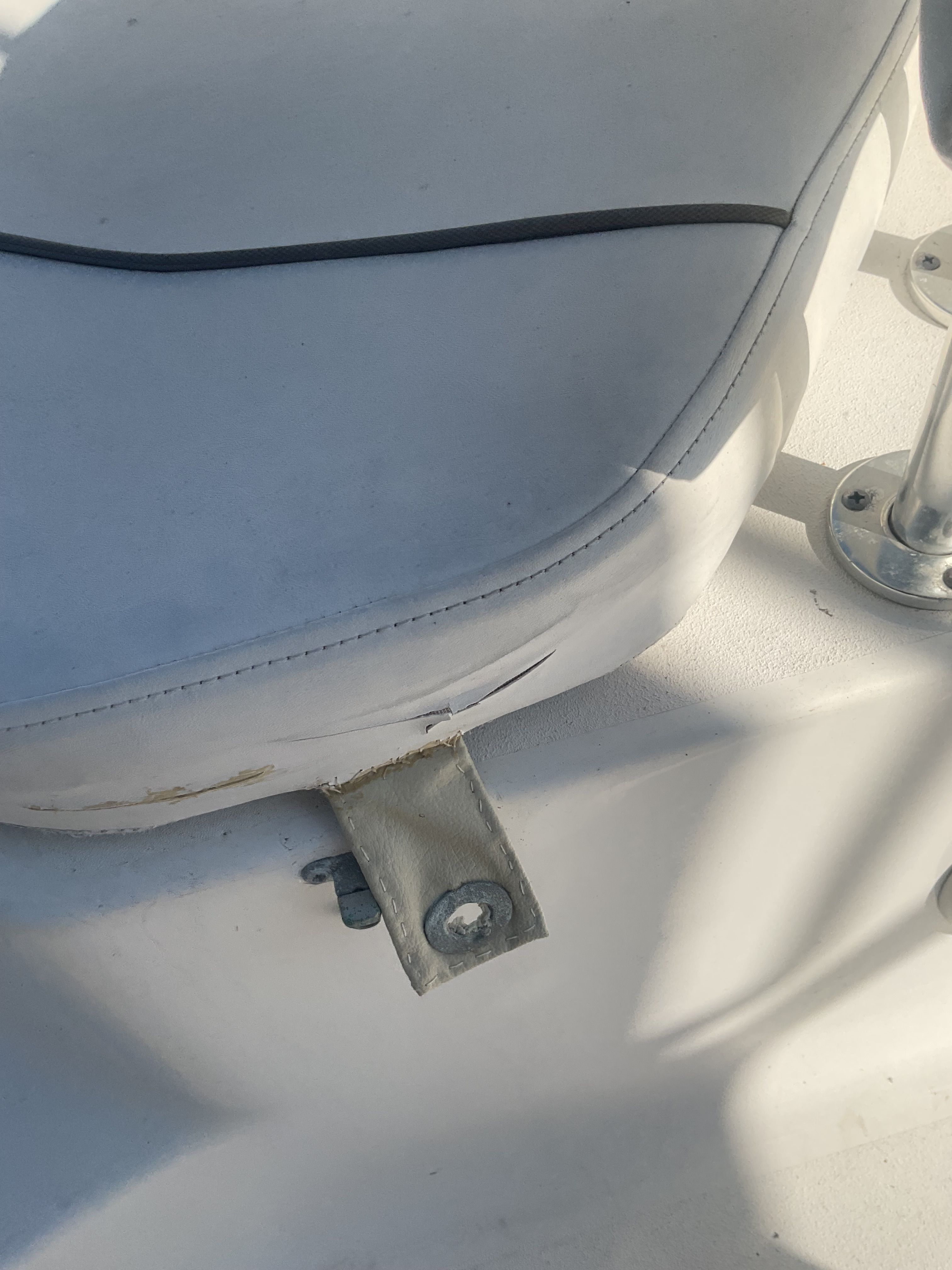 2013 Sportsman Heritage 211 Center Console - 8