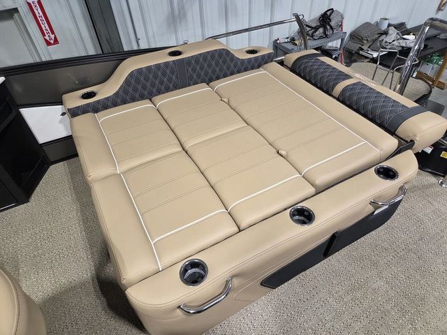 2026 BARLETTA BOATS Lusso 25UE - 12