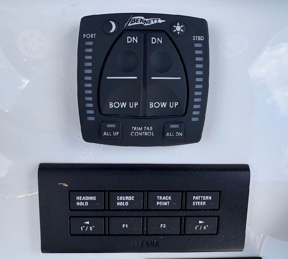 2026 Key West 244 Center Console - 17