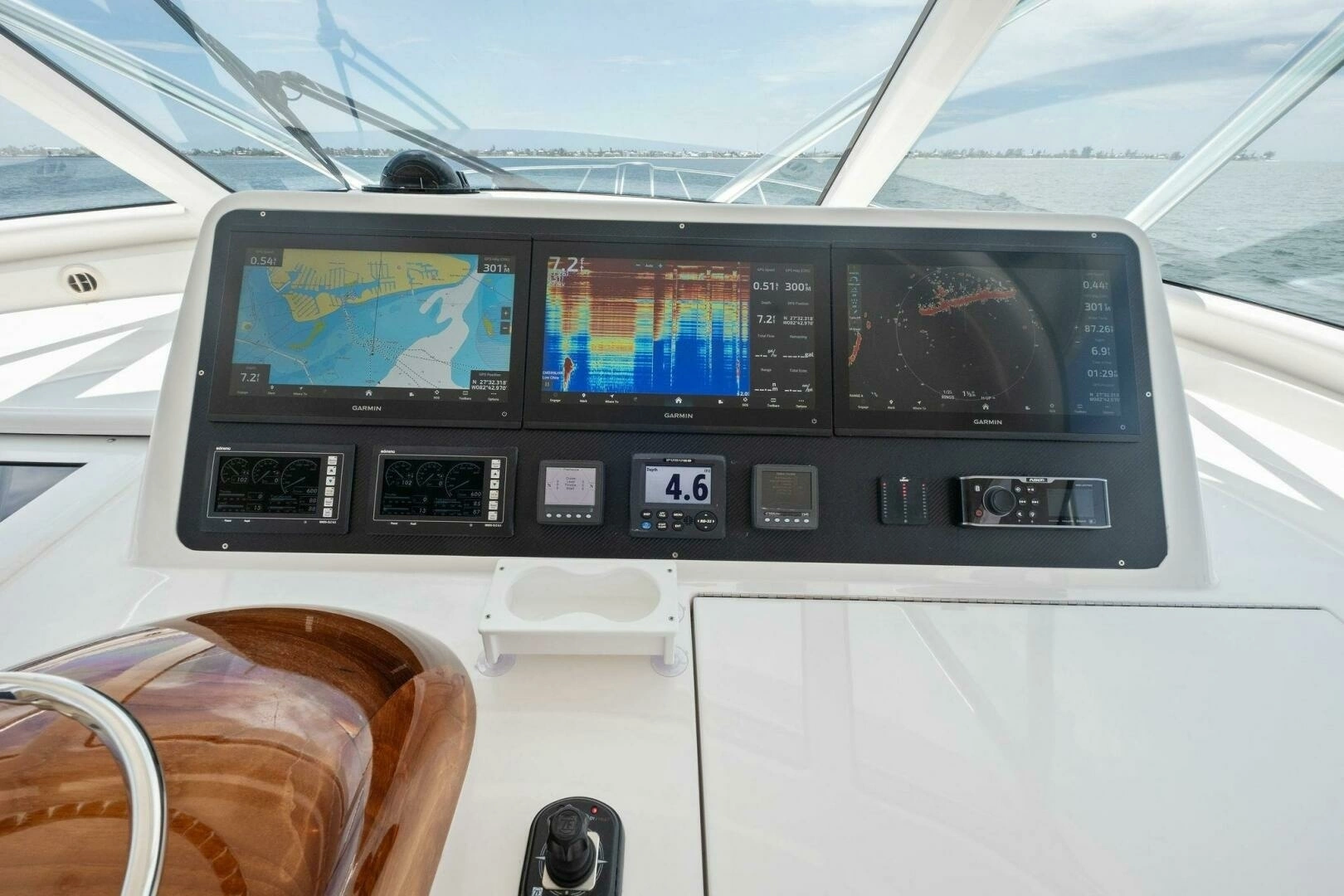 2015 Viking 52 OPEN - Image 26